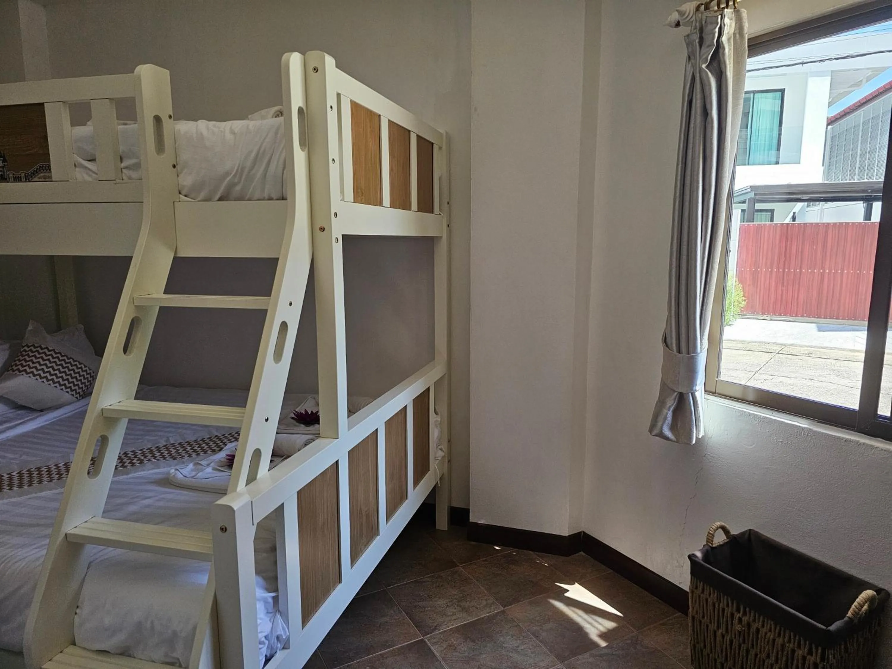 Bed in Sai Rougn apartment