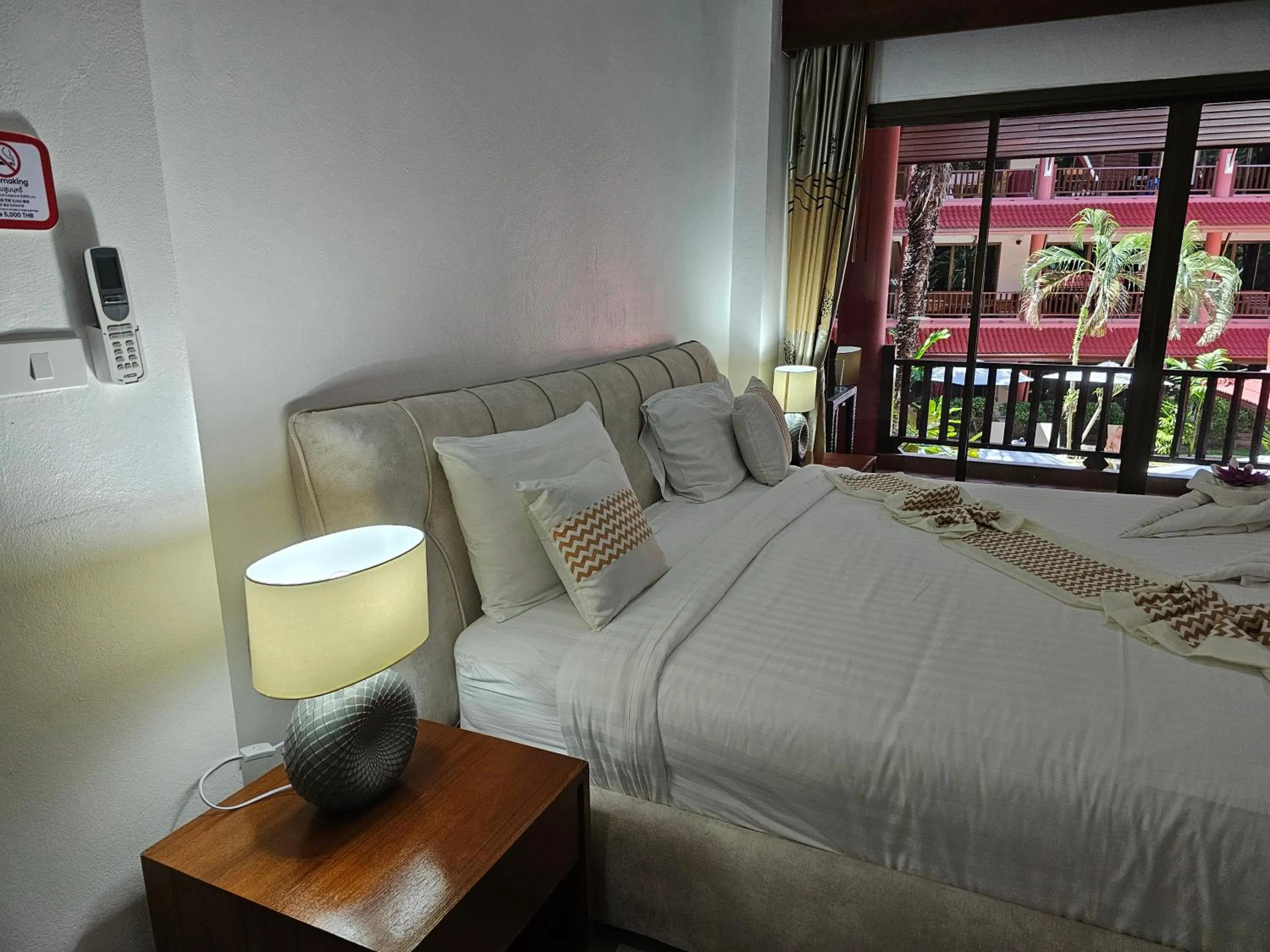 Bed in Sai Rougn apartment