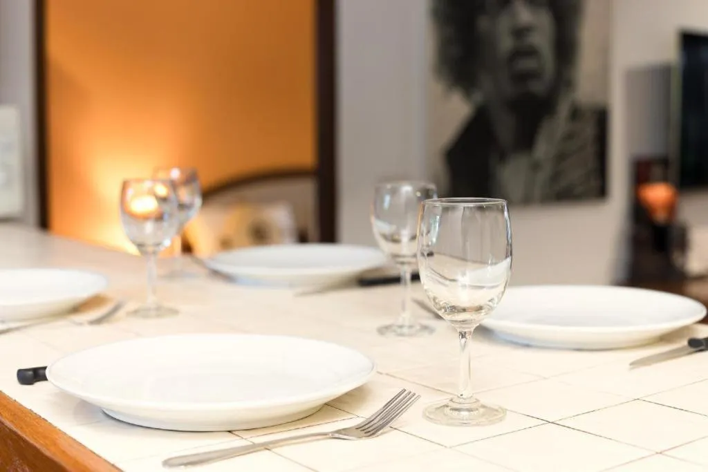 Dining area in Sai Rougn apartment