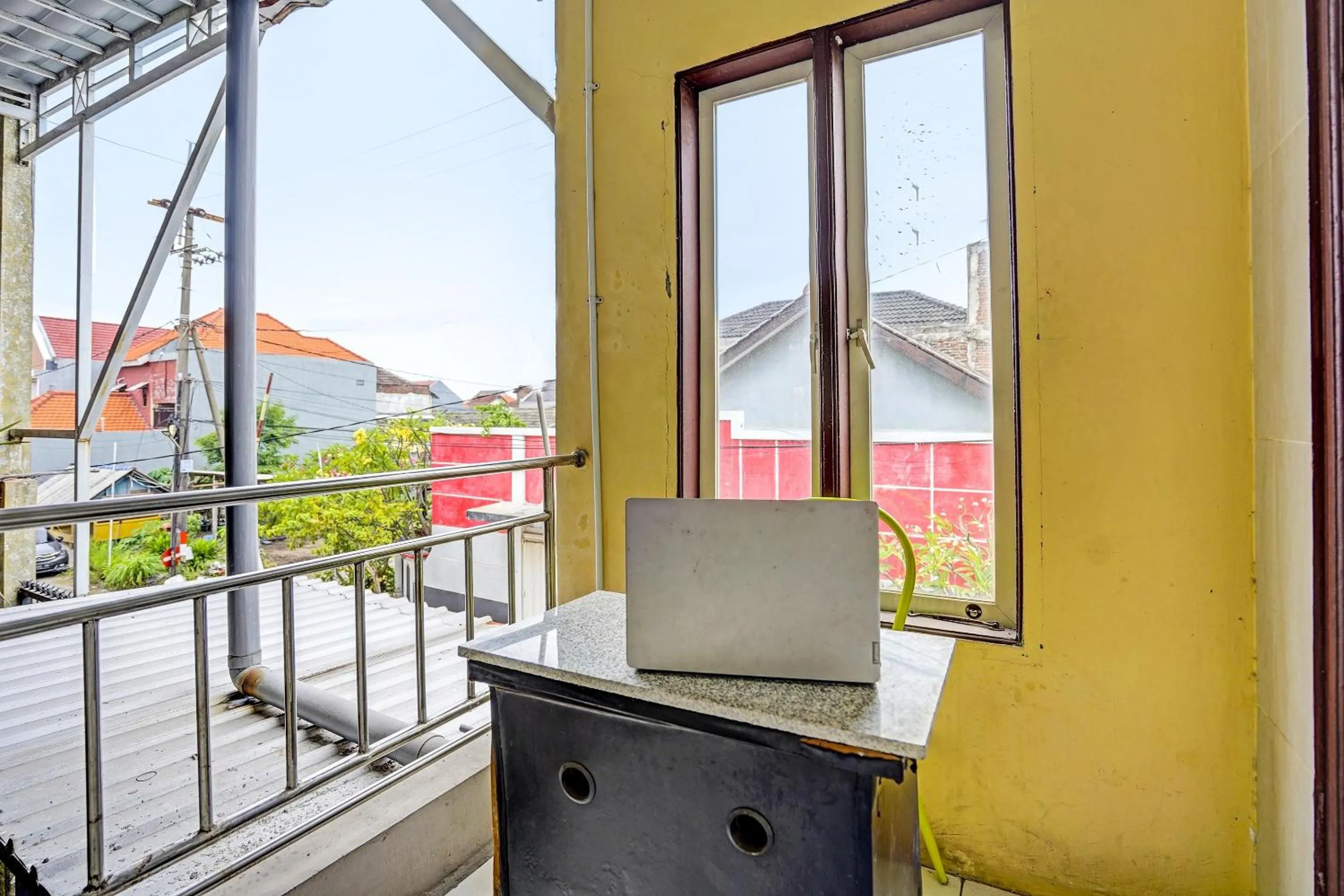 Lobby or reception in OYO 91795 Kos Jeehel Syariah