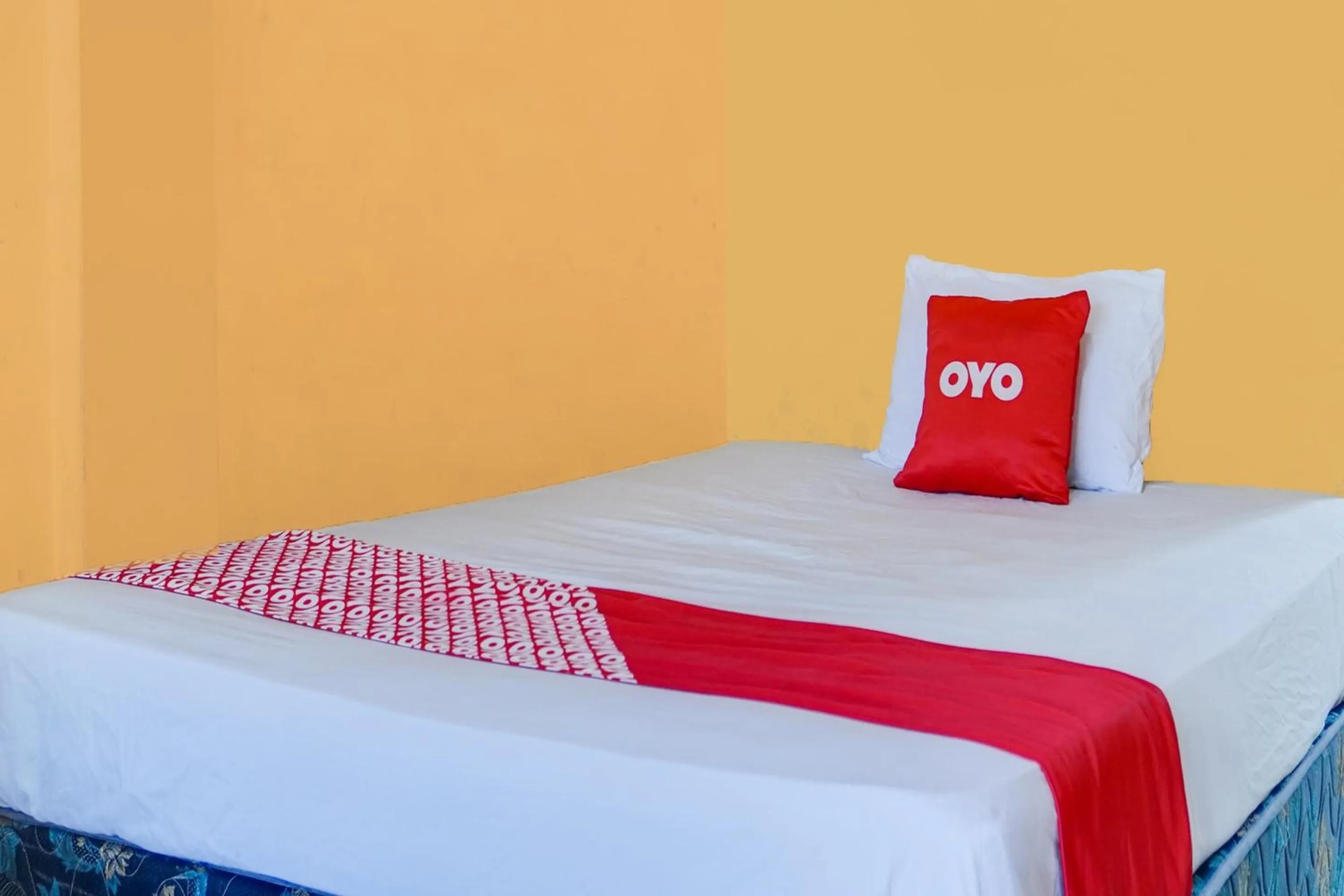 Bedroom, Bed in Hotel O Mutiara Guest House