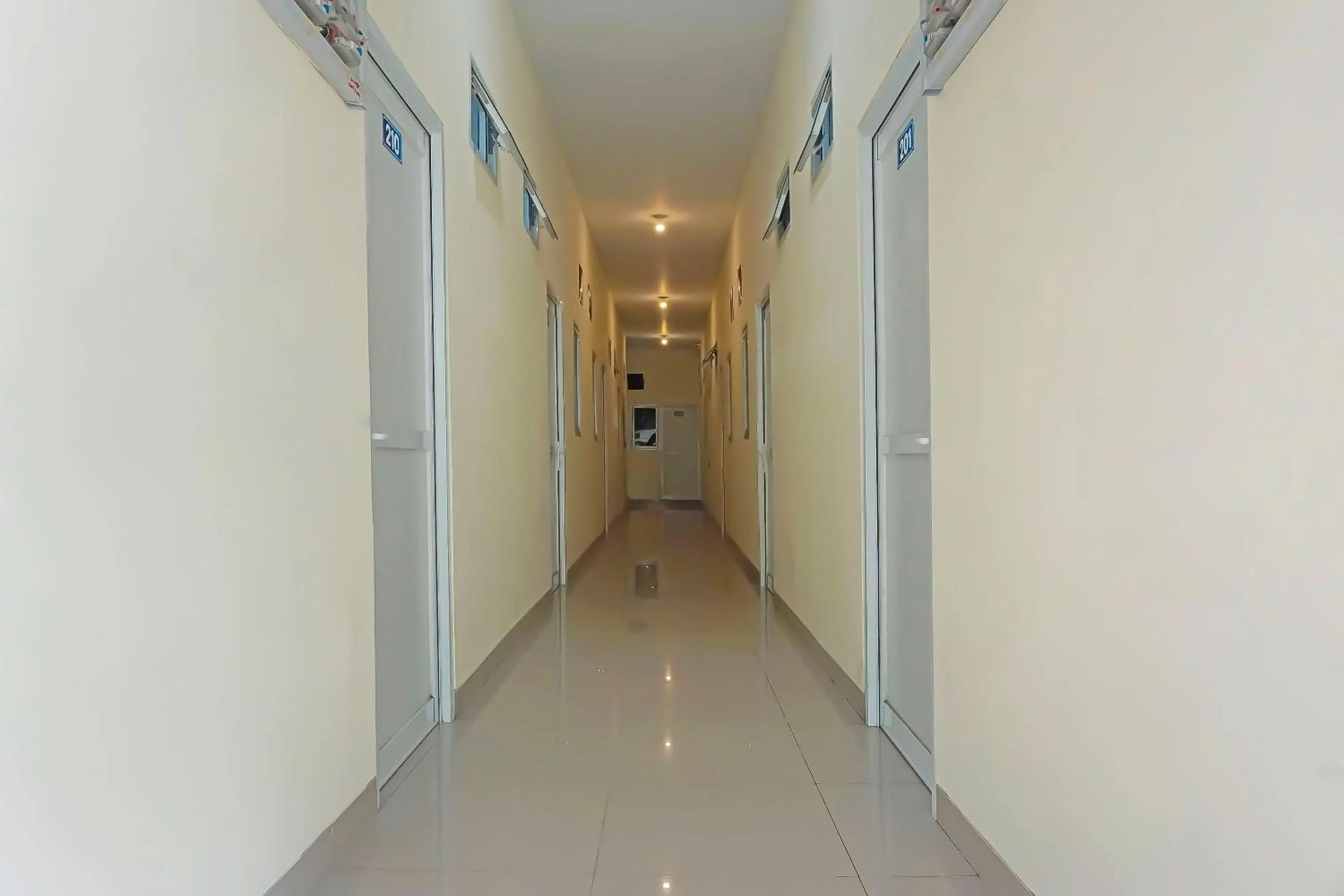 Lobby or reception in Capital O 91790 S1 Residence