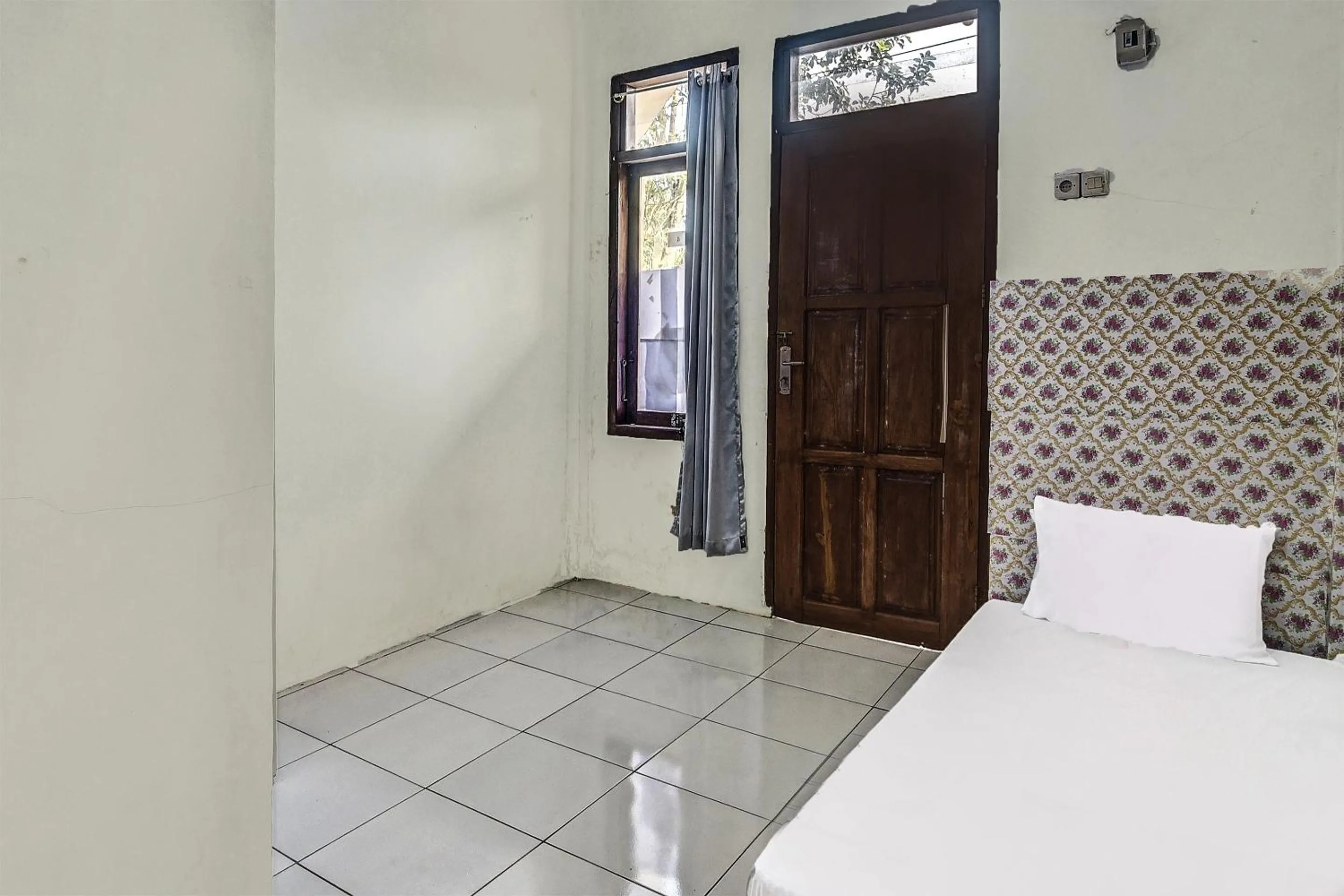 Bedroom, Bed in Hotel O Sosonopan Homestay Near LANTAMAL VIII MANADO