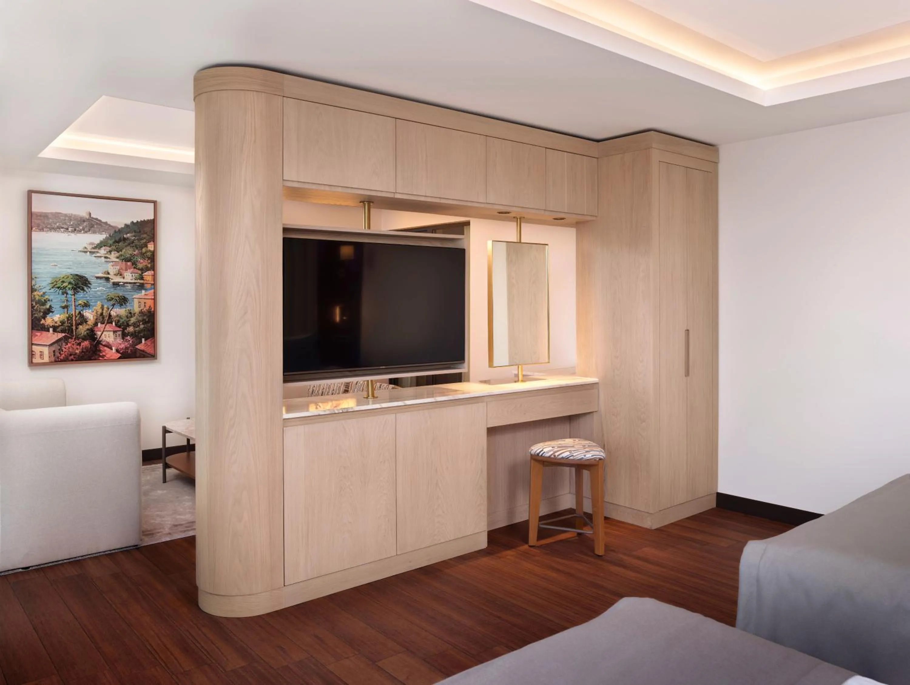 TV and multimedia in Shining Star Hotel