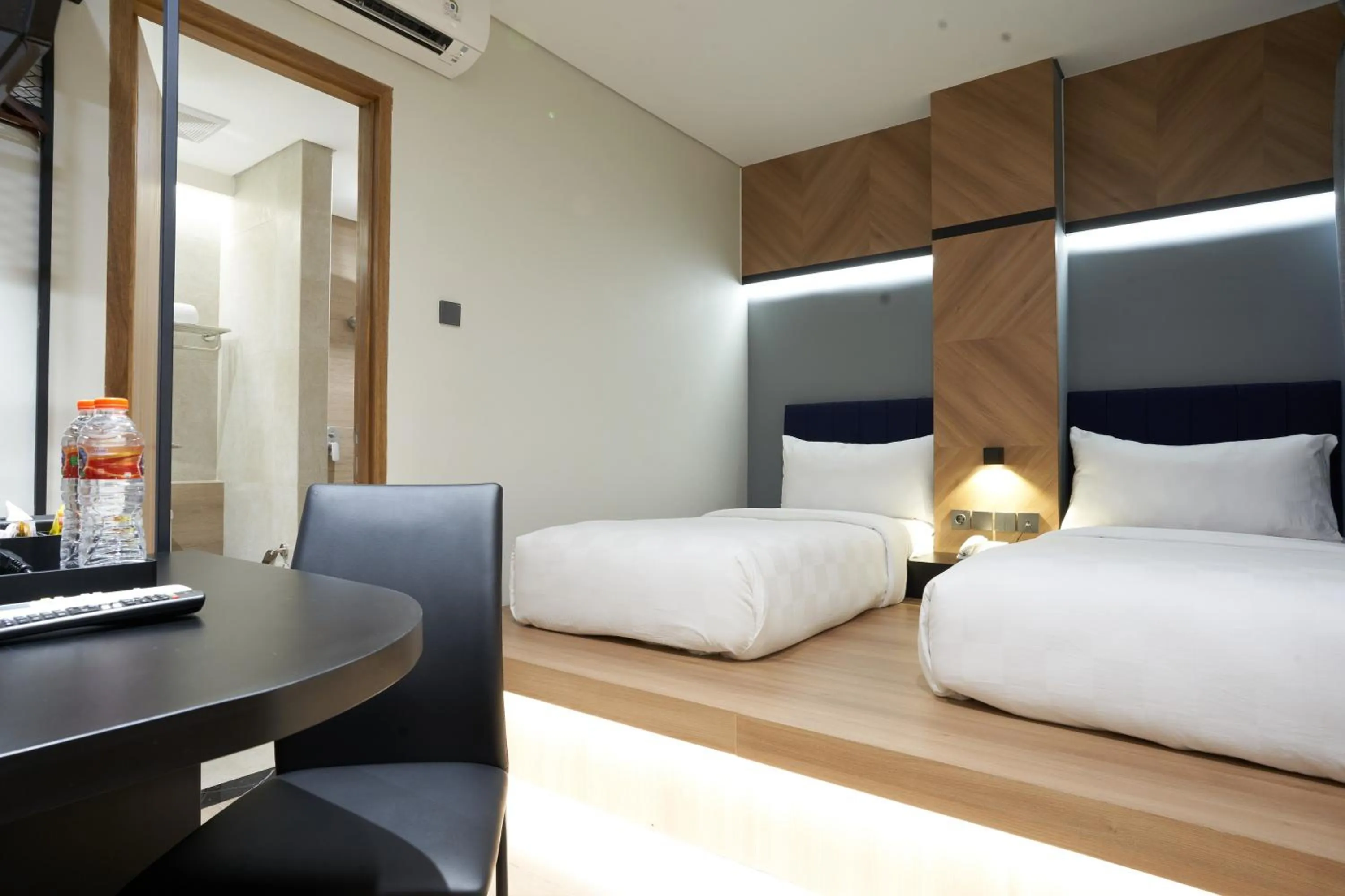 Bedroom, Bed in Cordela Suites Tasikmalaya