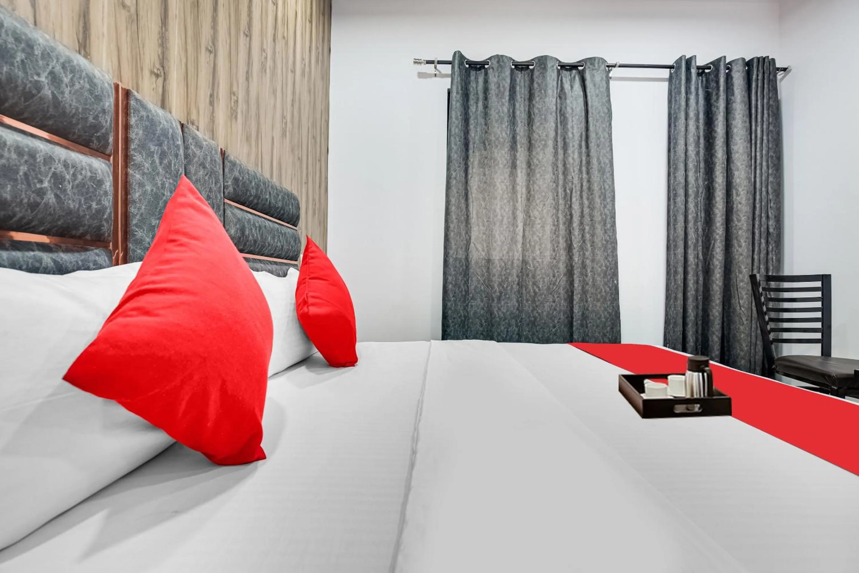 Bedroom, Bed in Hotel O City Stay