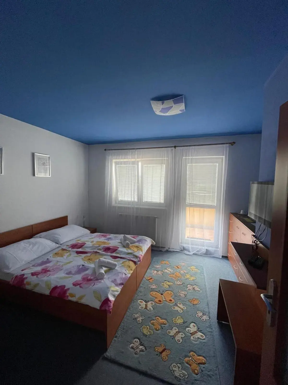 Comfort Double Room with Balcony in Apartmány, Penzion, Wellness U zlaté rybky Comfort Double Room with Balcony in Apartmány, Penzion, Wellness U zlaté rybky