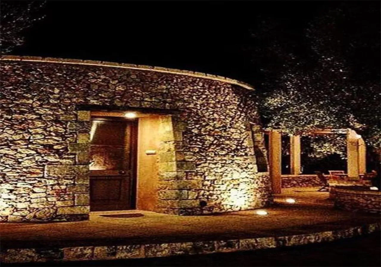 Property building in Borgo Rosso Terra