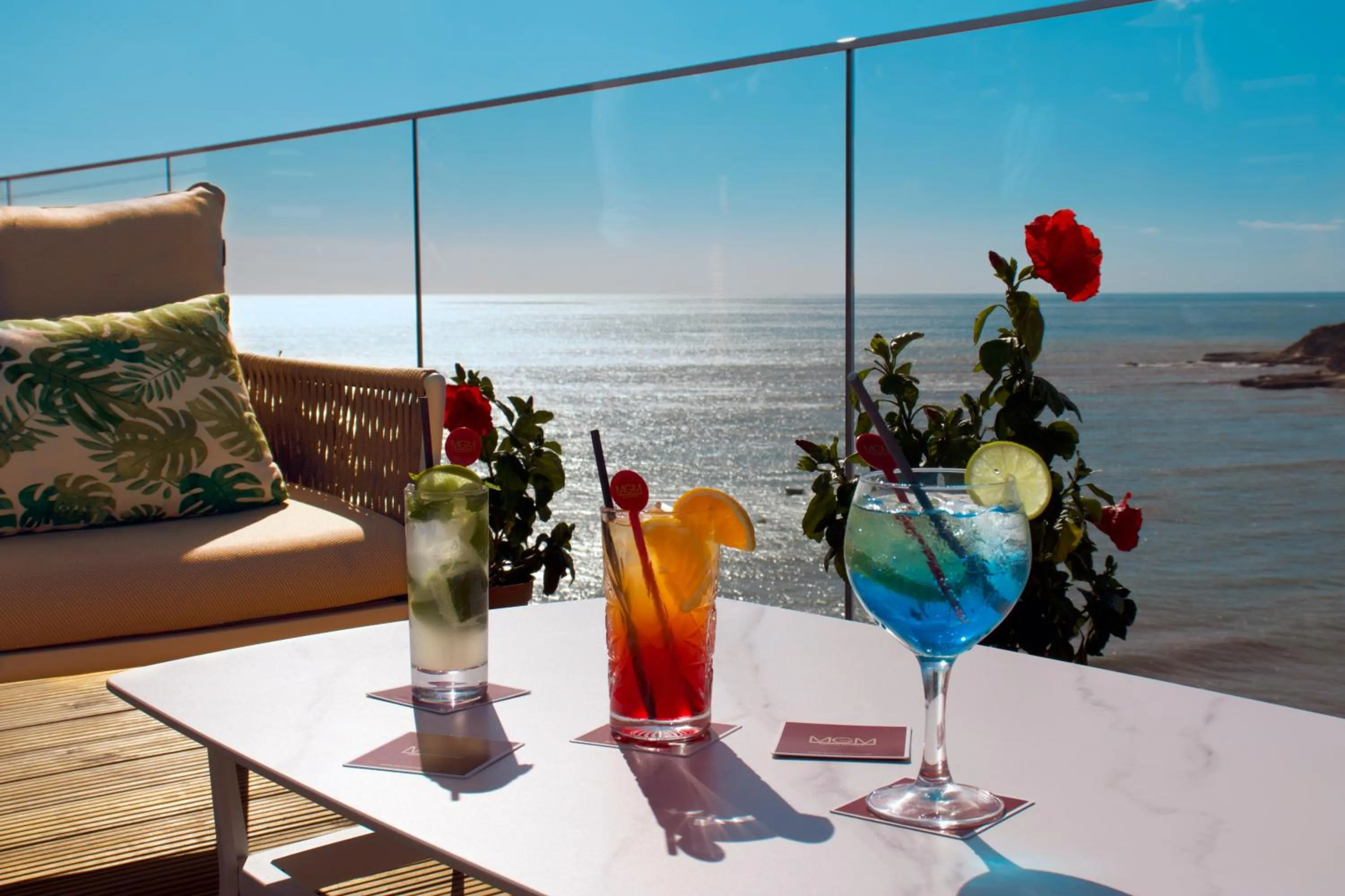 Restaurant/places to eat in Monicca Collection Suites and Residences