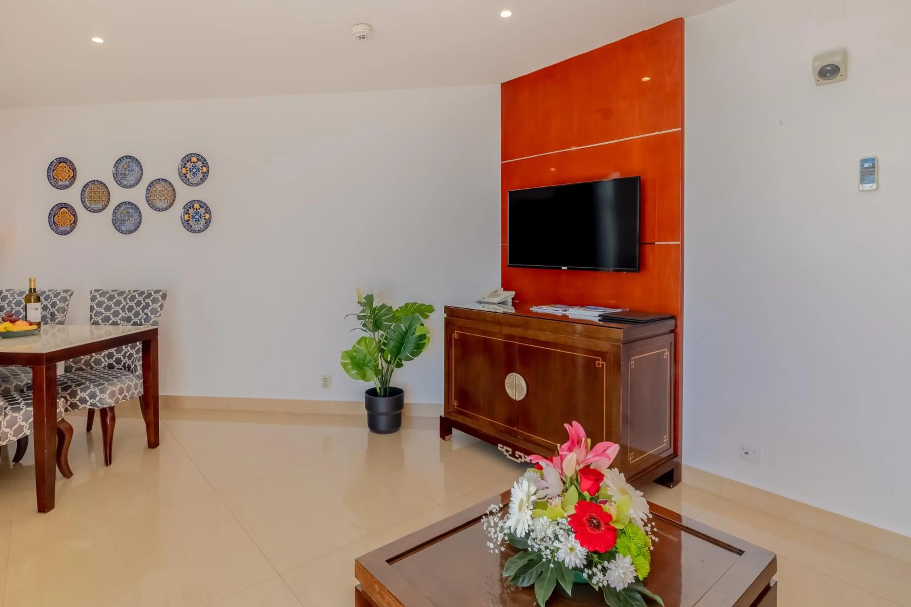 Living room in Monicca Collection Suites and Residences