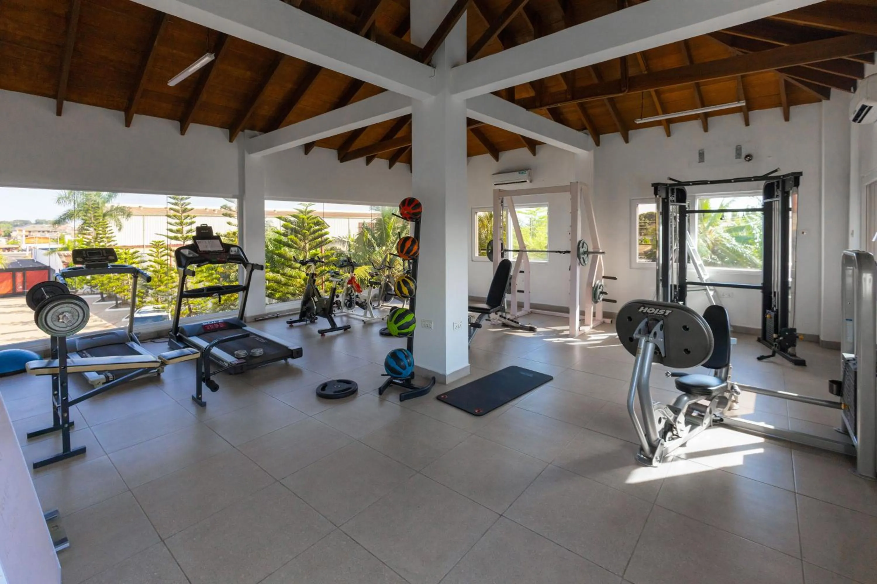 Fitness centre/facilities in Bragha Apartments And Hotel