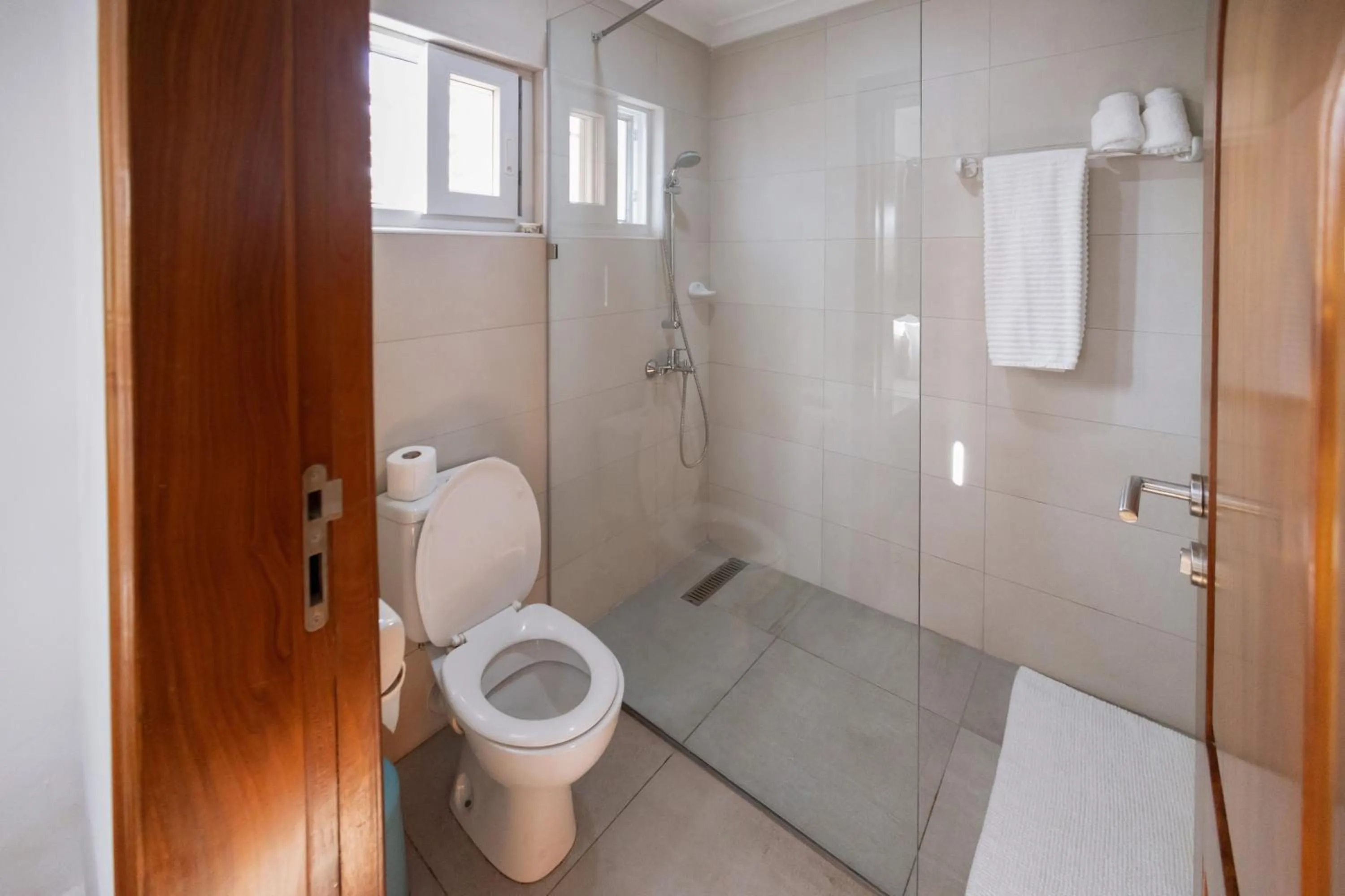 Bathroom in Bragha Apartments And Hotel