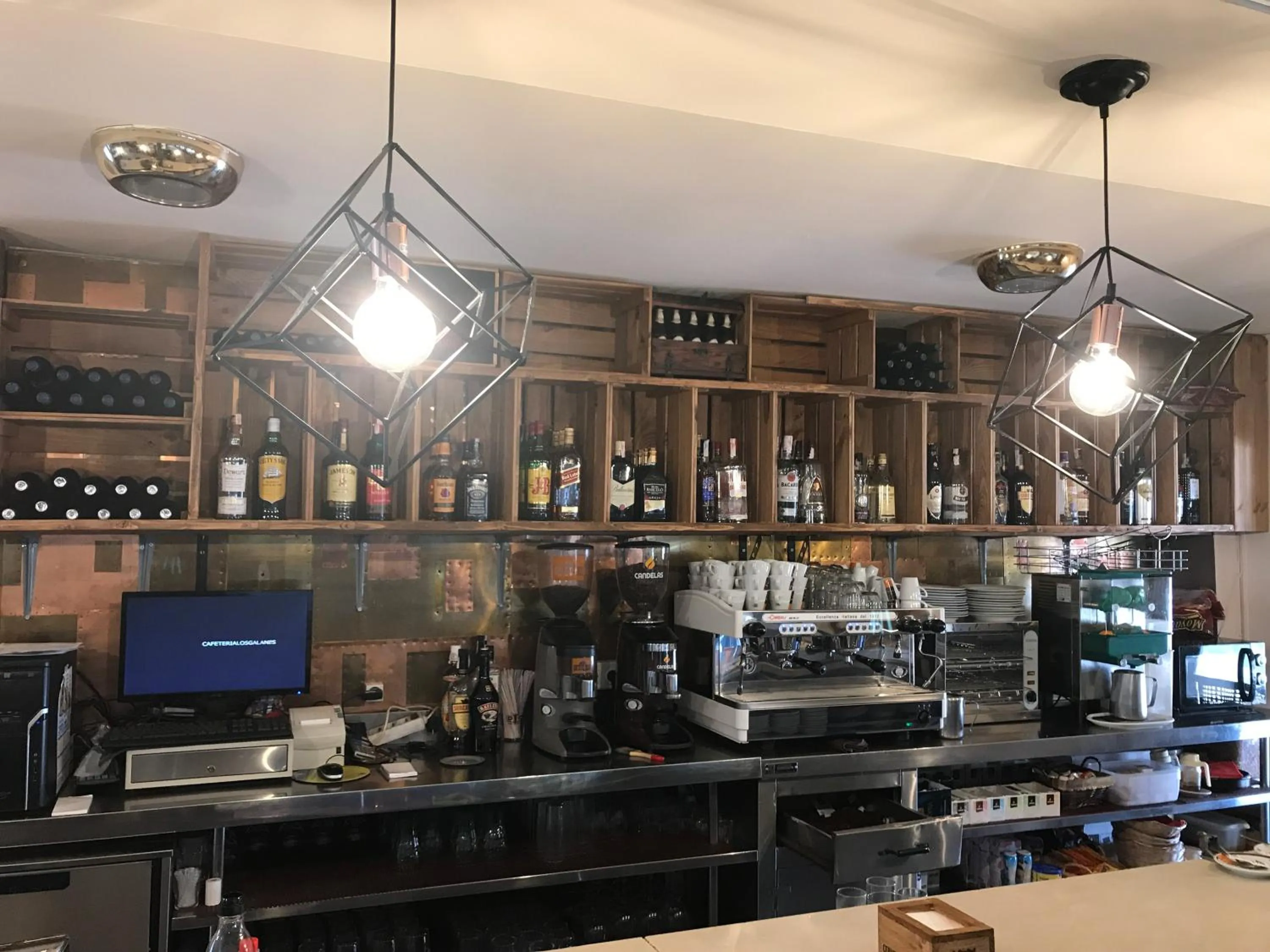 Lounge or bar in Los Galanes