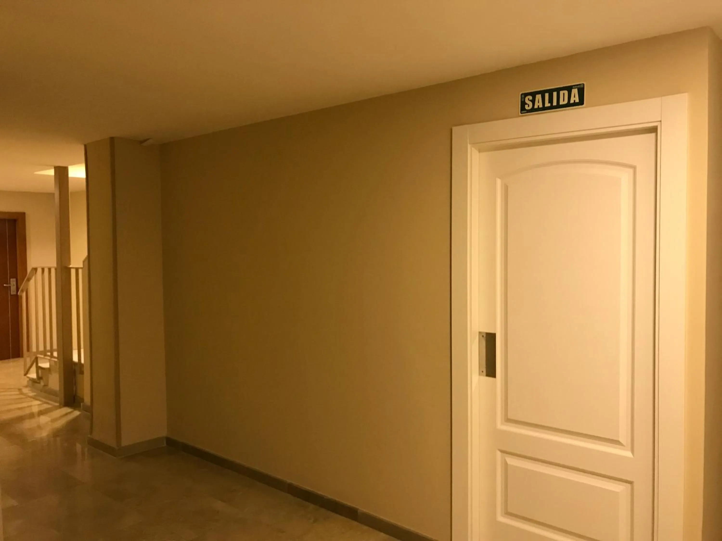 Area and facilities in Los Galanes