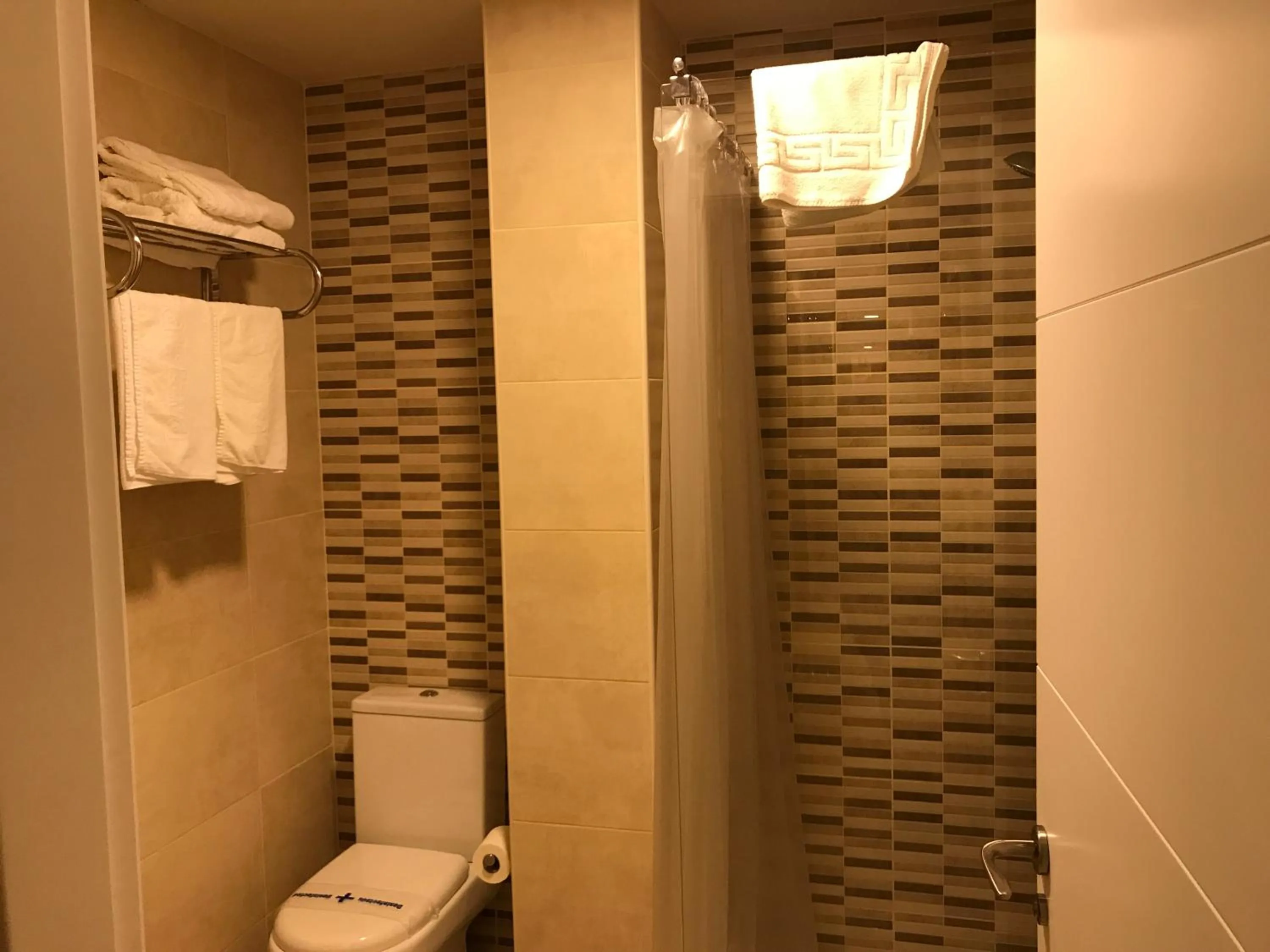 Bathroom in Los Galanes