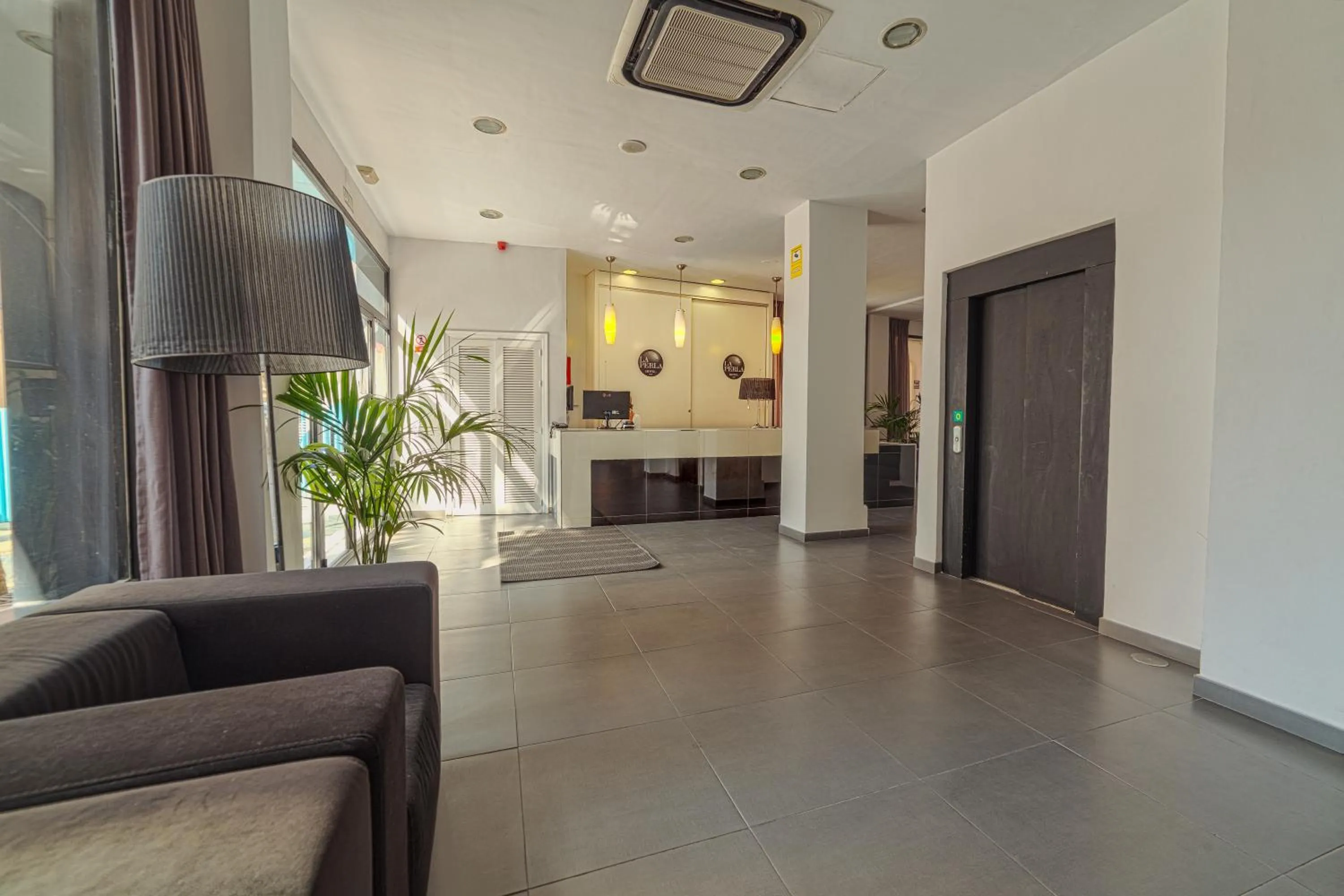 Lobby or reception in La Perla