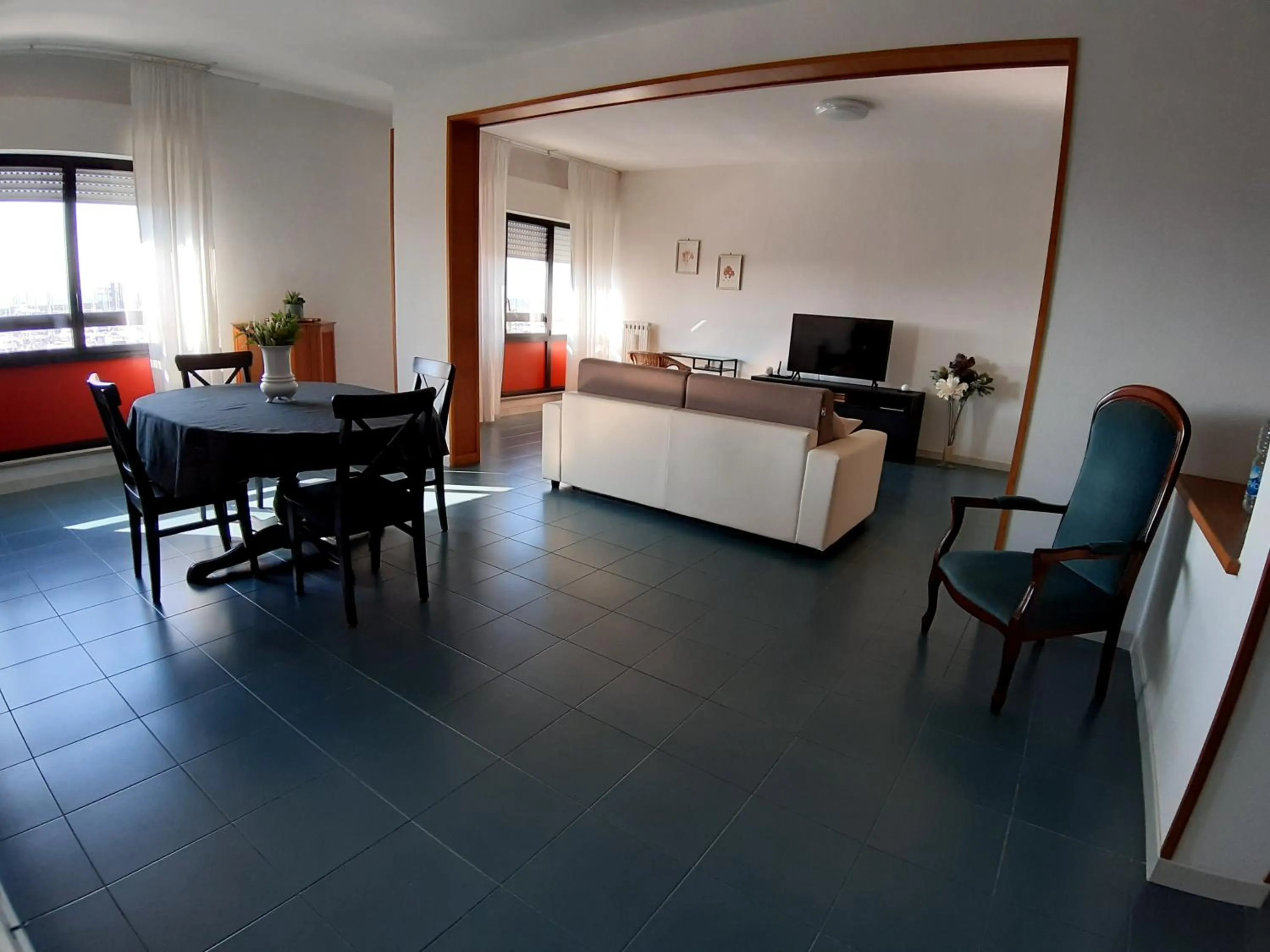 Seating area in Spazioso appartamento sul lungomare di Nettuno