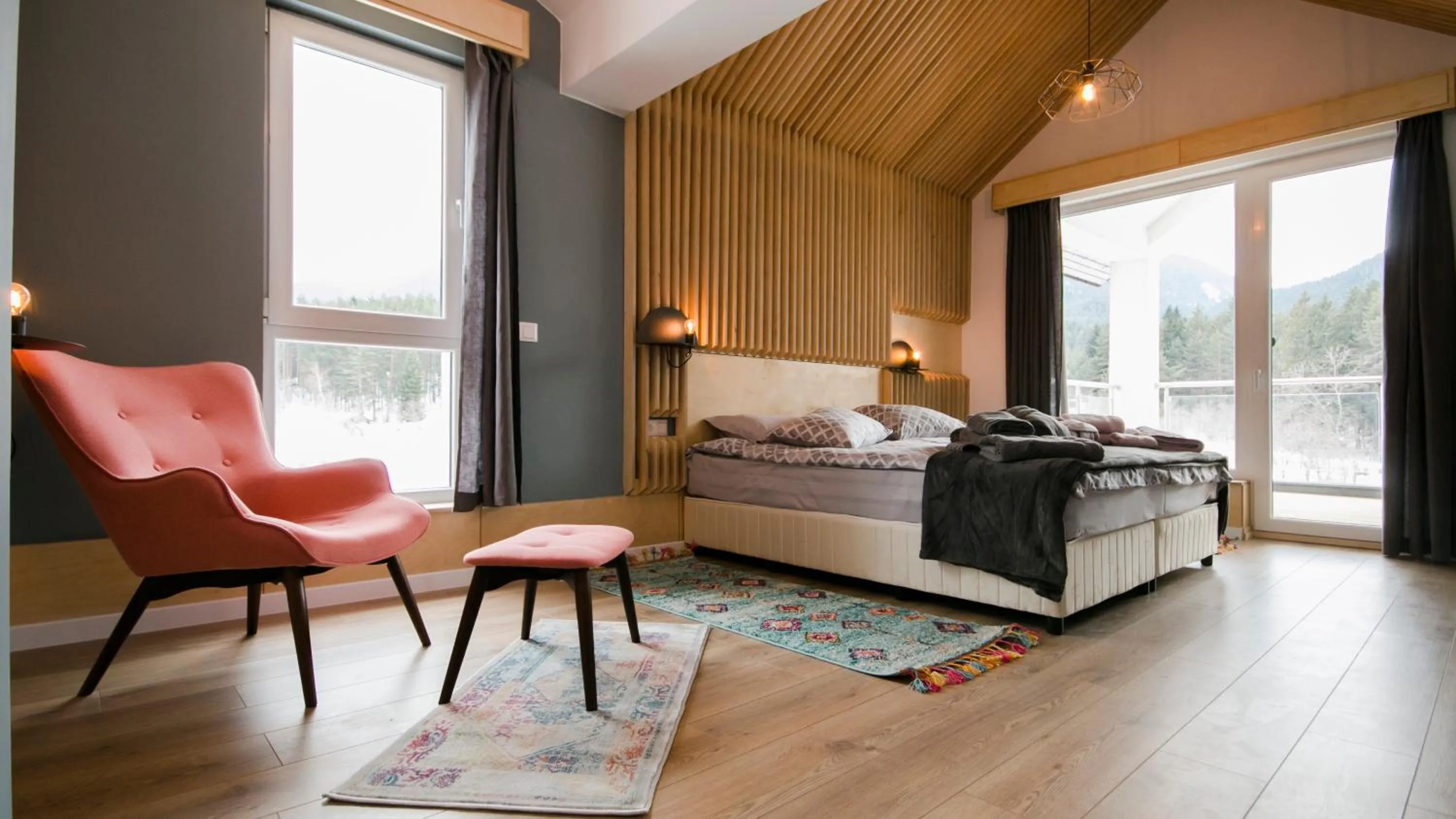 Bedroom, Bed in Saint George Palace Deluxe Collection