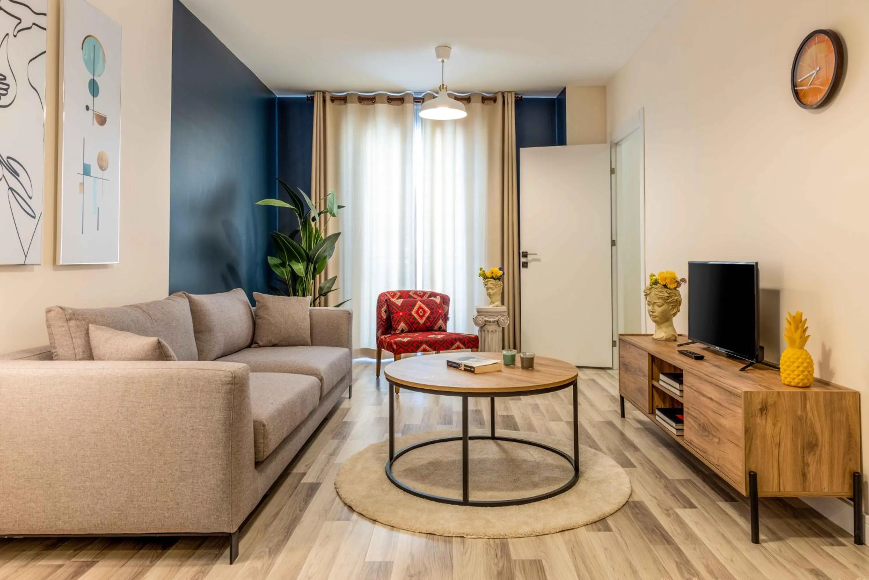 TV and multimedia in Monnas Suite