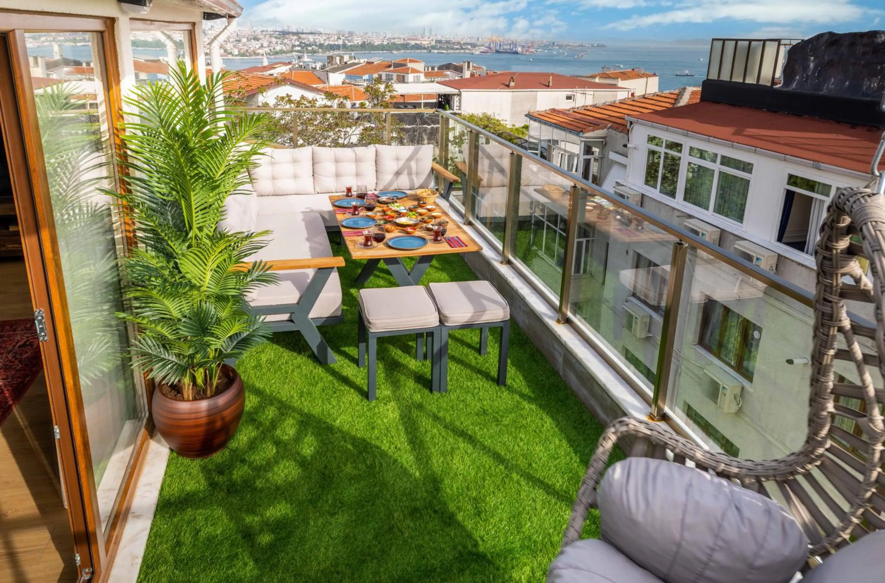 Balcony/Terrace in Monnas Suite