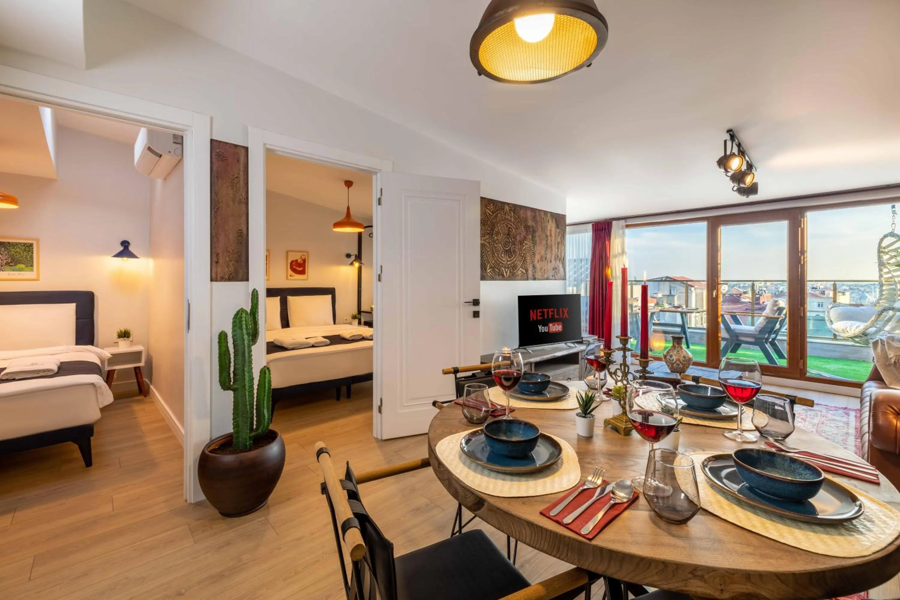 TV and multimedia, Bed in Monnas Suite