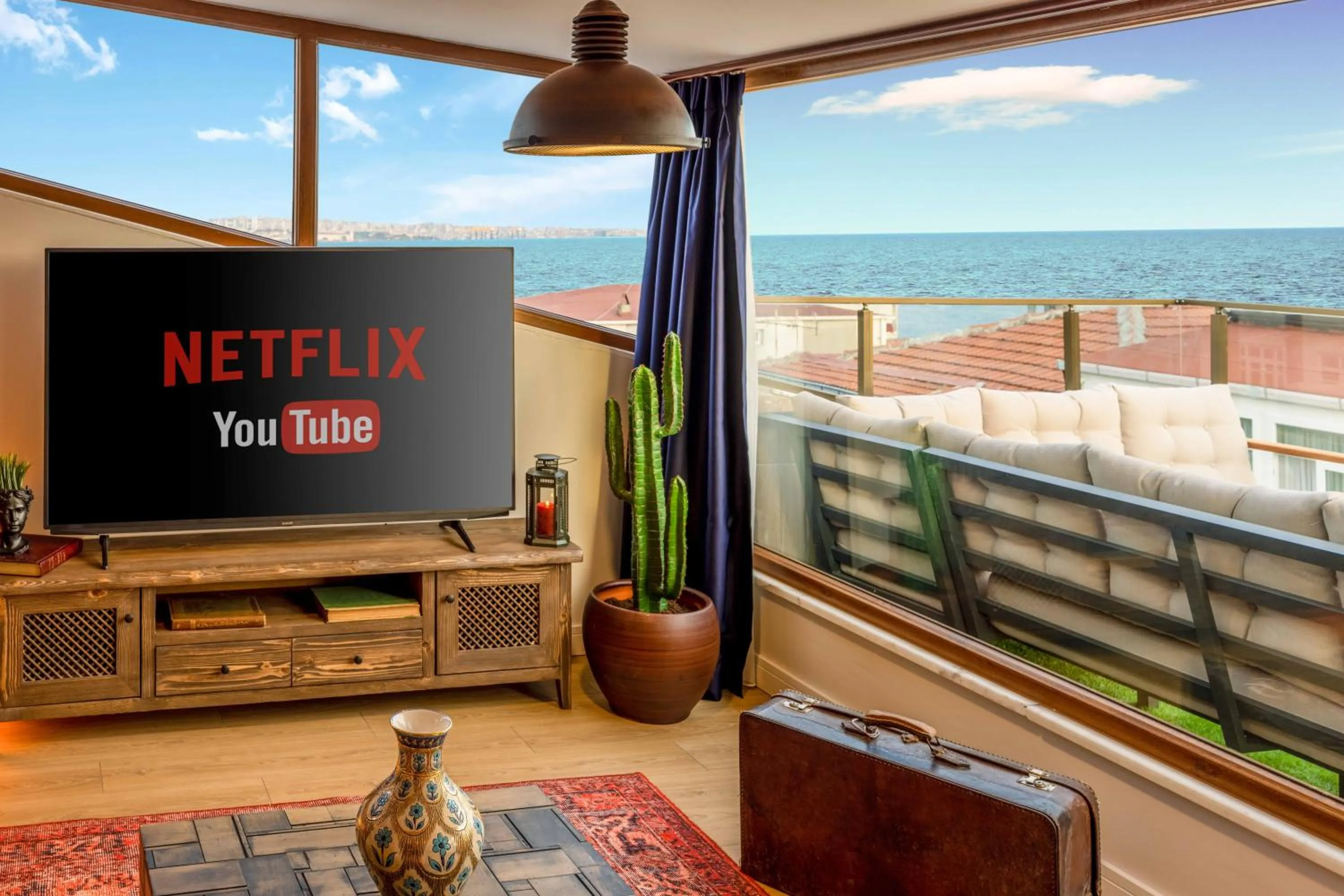 Natural landscape in Monnas Suite