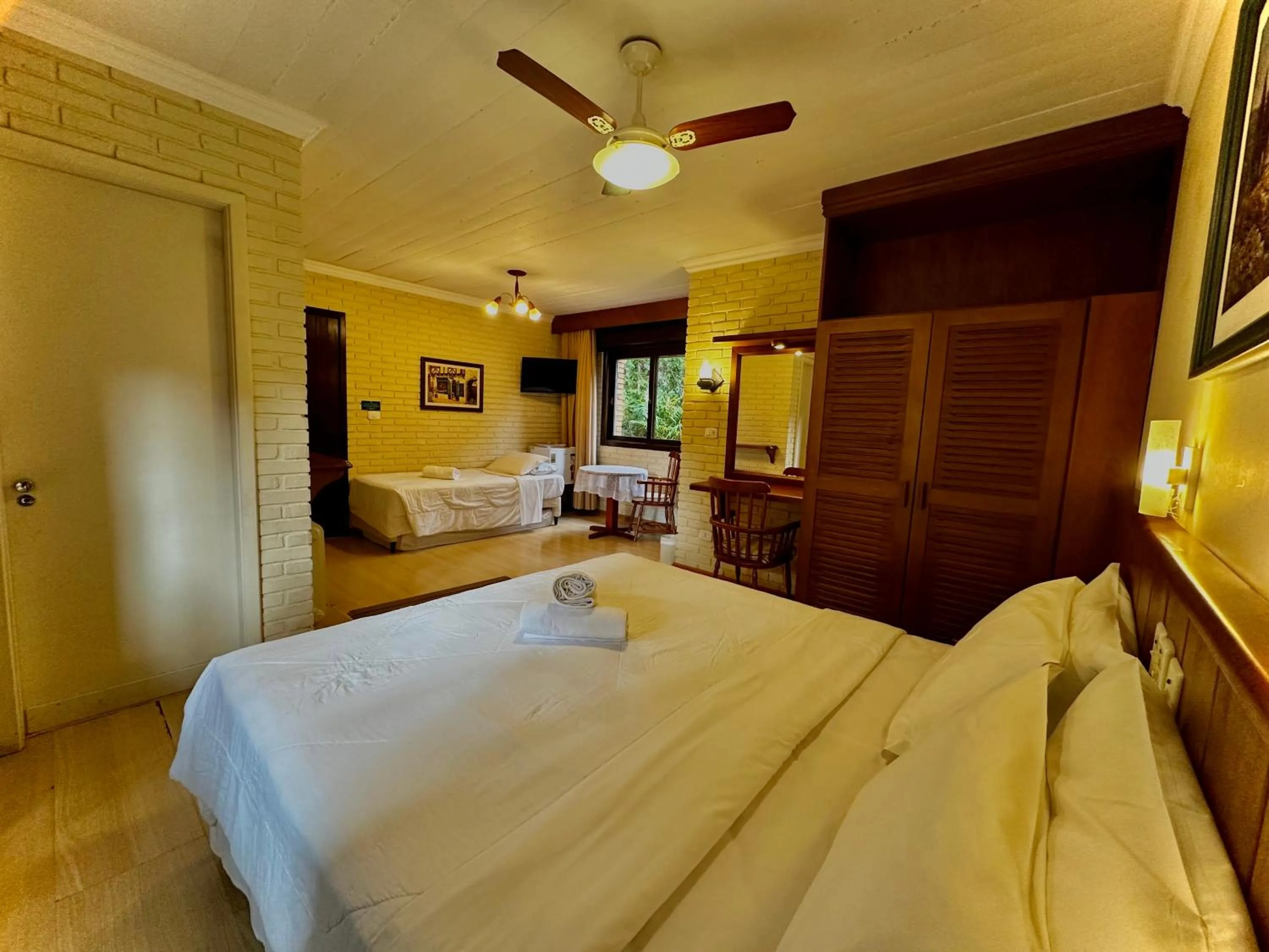 Photo of the whole room, Bed in Natur Hotel - 700m da Rua Coberta