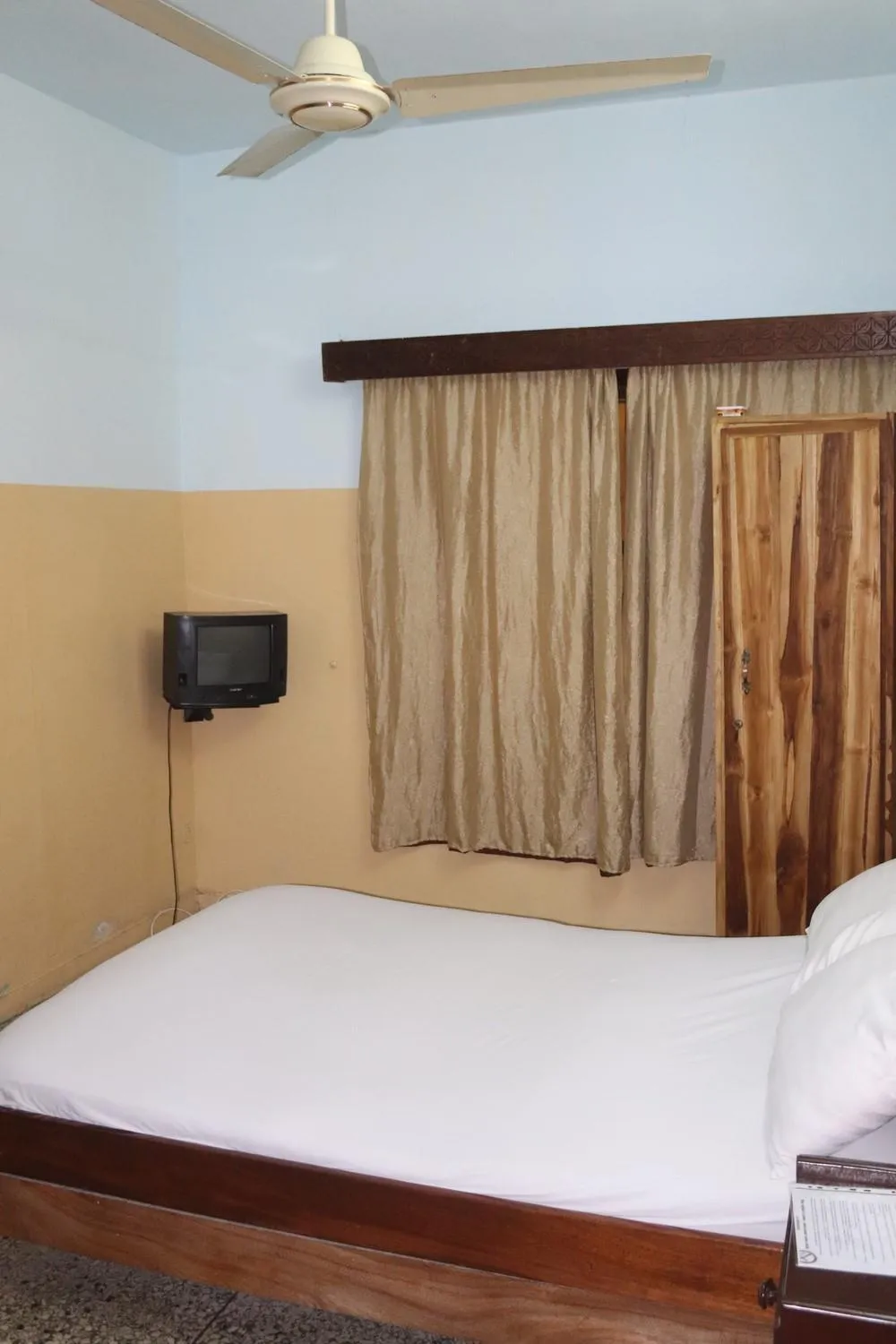 Bed in Hotel Aurore Lomé