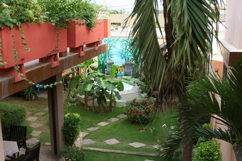 Garden in Hotel Aurore Lomé