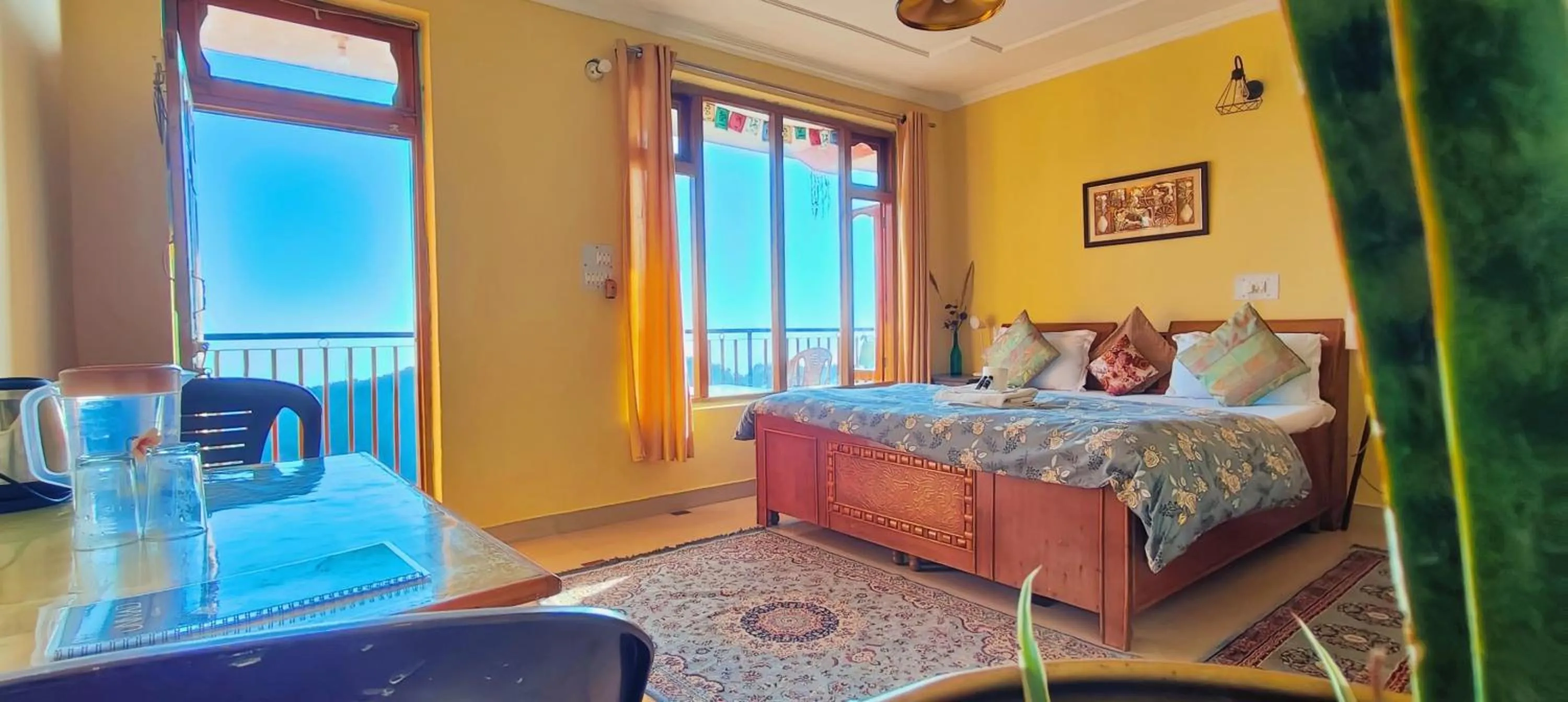 Photo of the whole room, Bed in The Unmad - Dharamkot