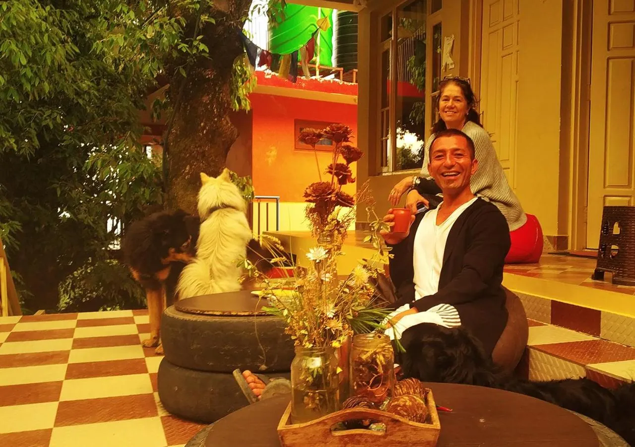 People in The Unmad - Dharamkot