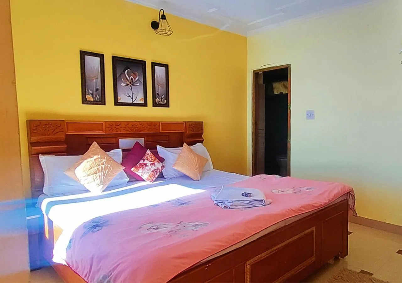 Bed in The Unmad - Dharamkot