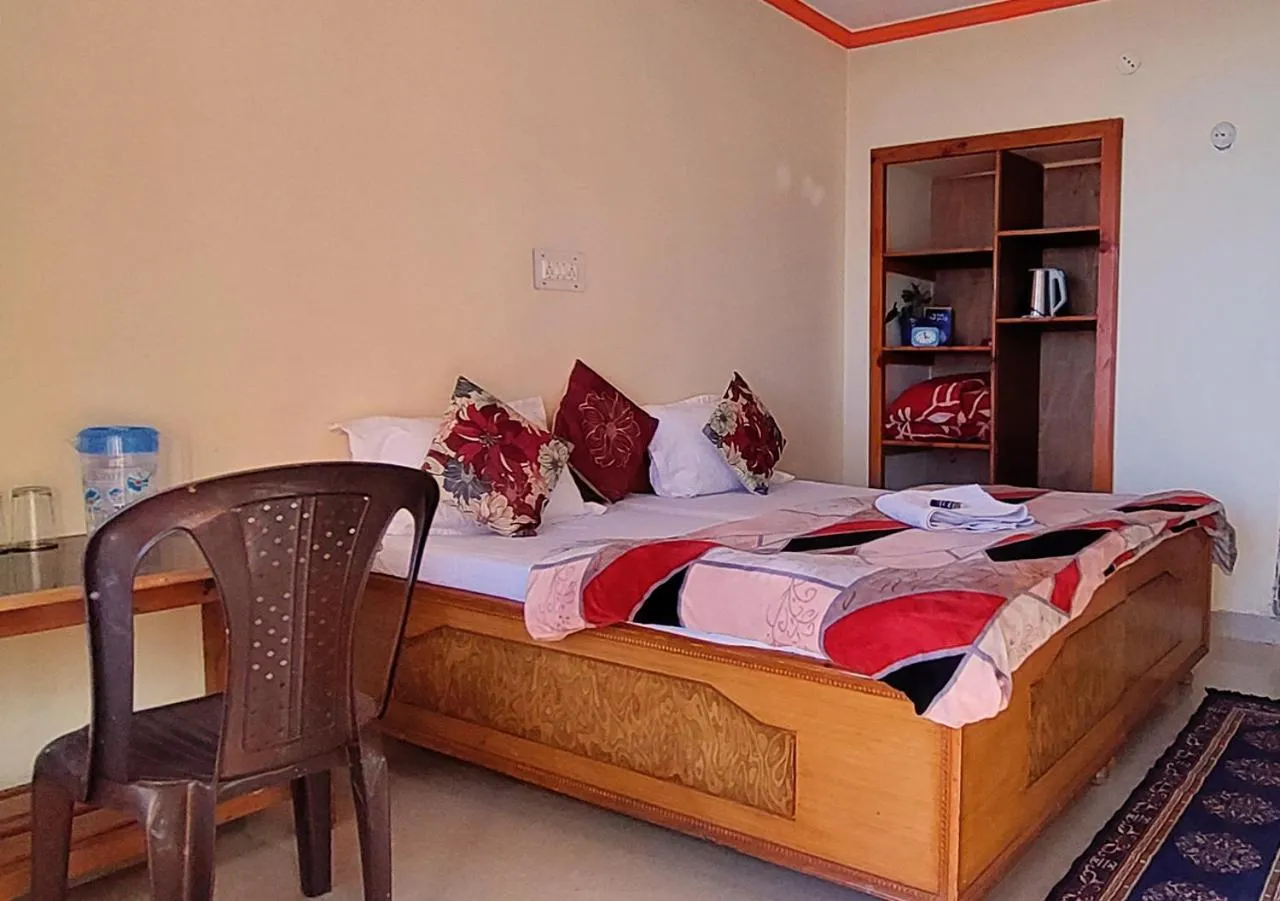 Bed in The Unmad - Dharamkot