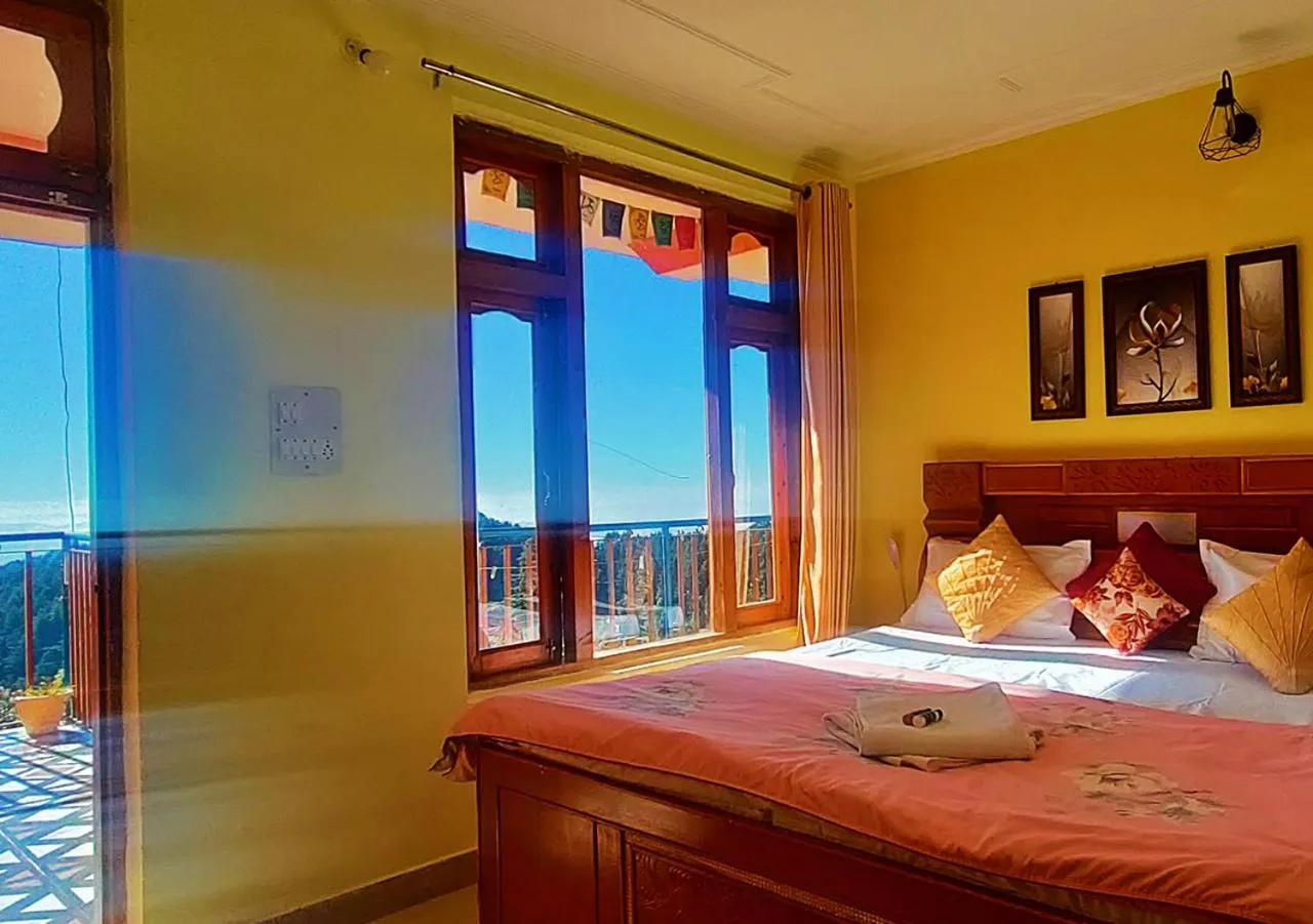 Bed in The Unmad - Dharamkot