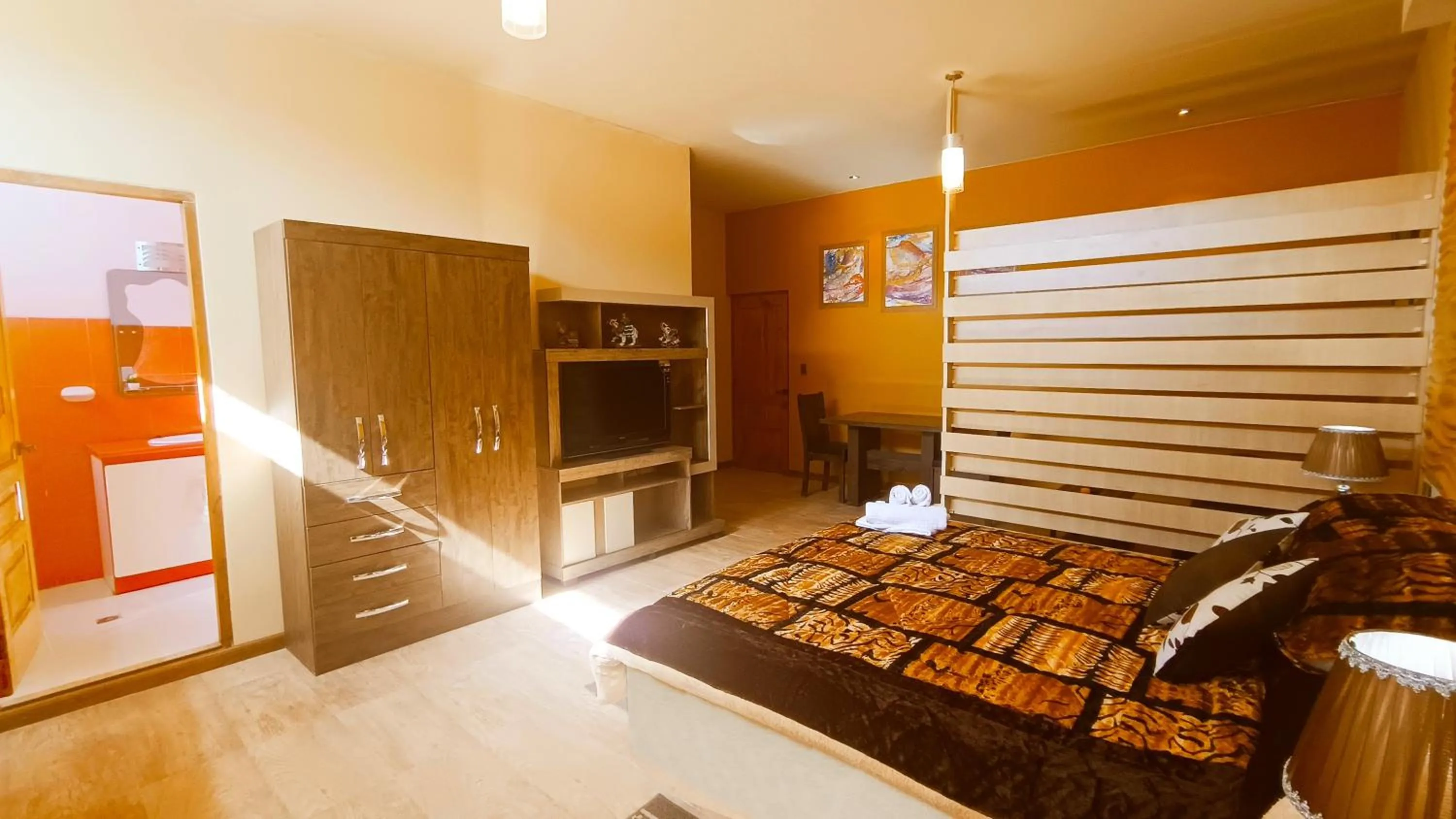 Photo of the whole room, Bed in Hotel Gran Aurum