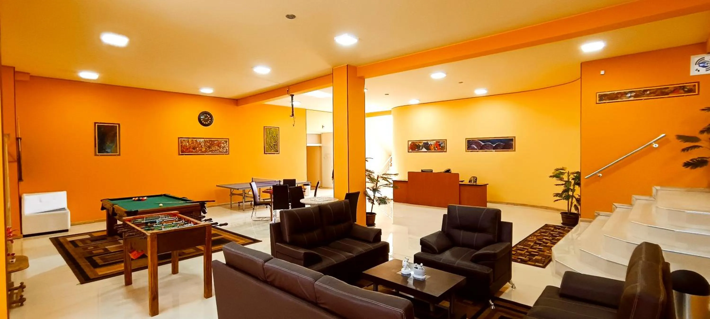 Communal lounge/ TV room in Hotel Gran Aurum