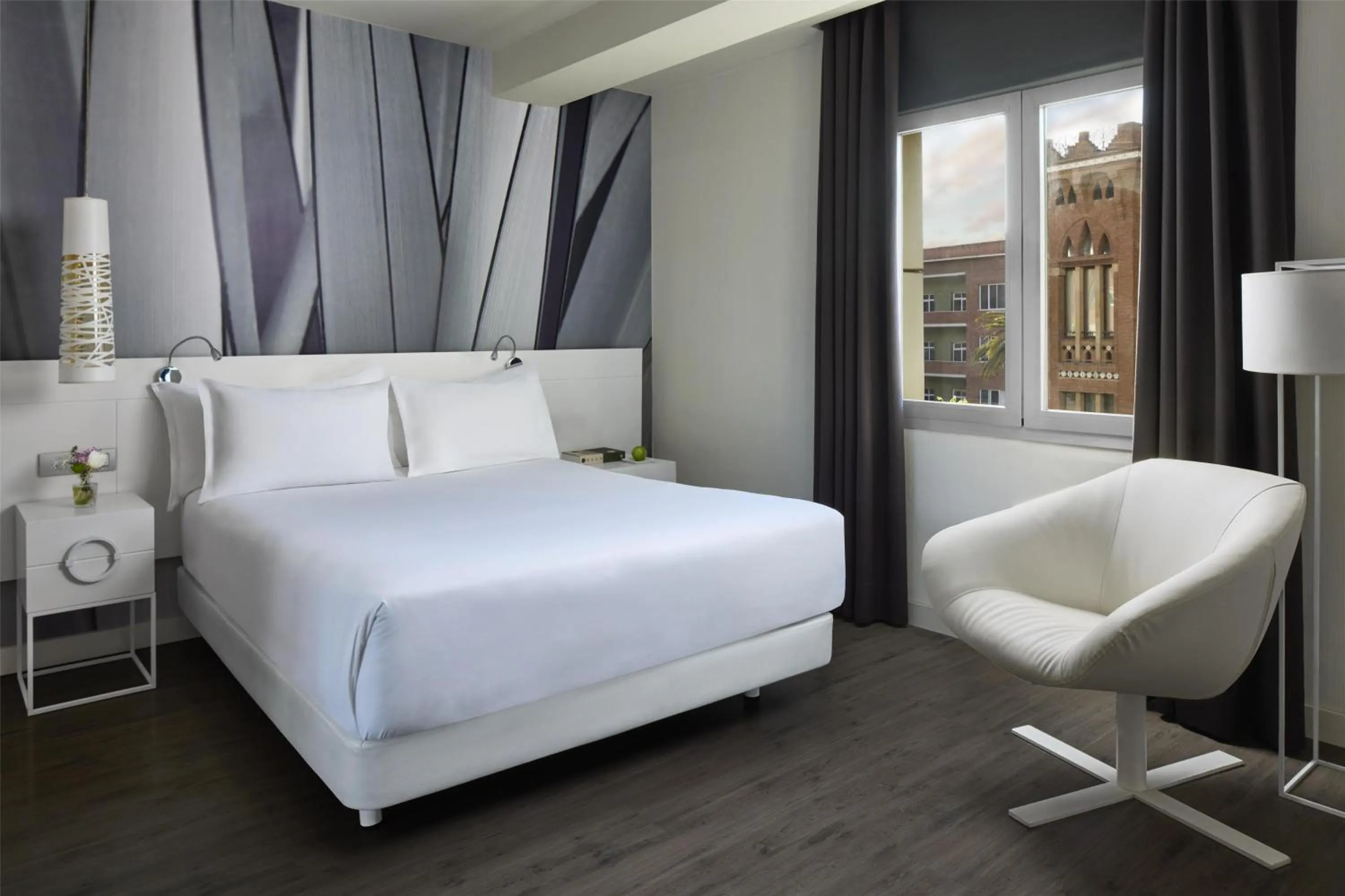 Bedroom, Bed in NH Barcelona Stadium