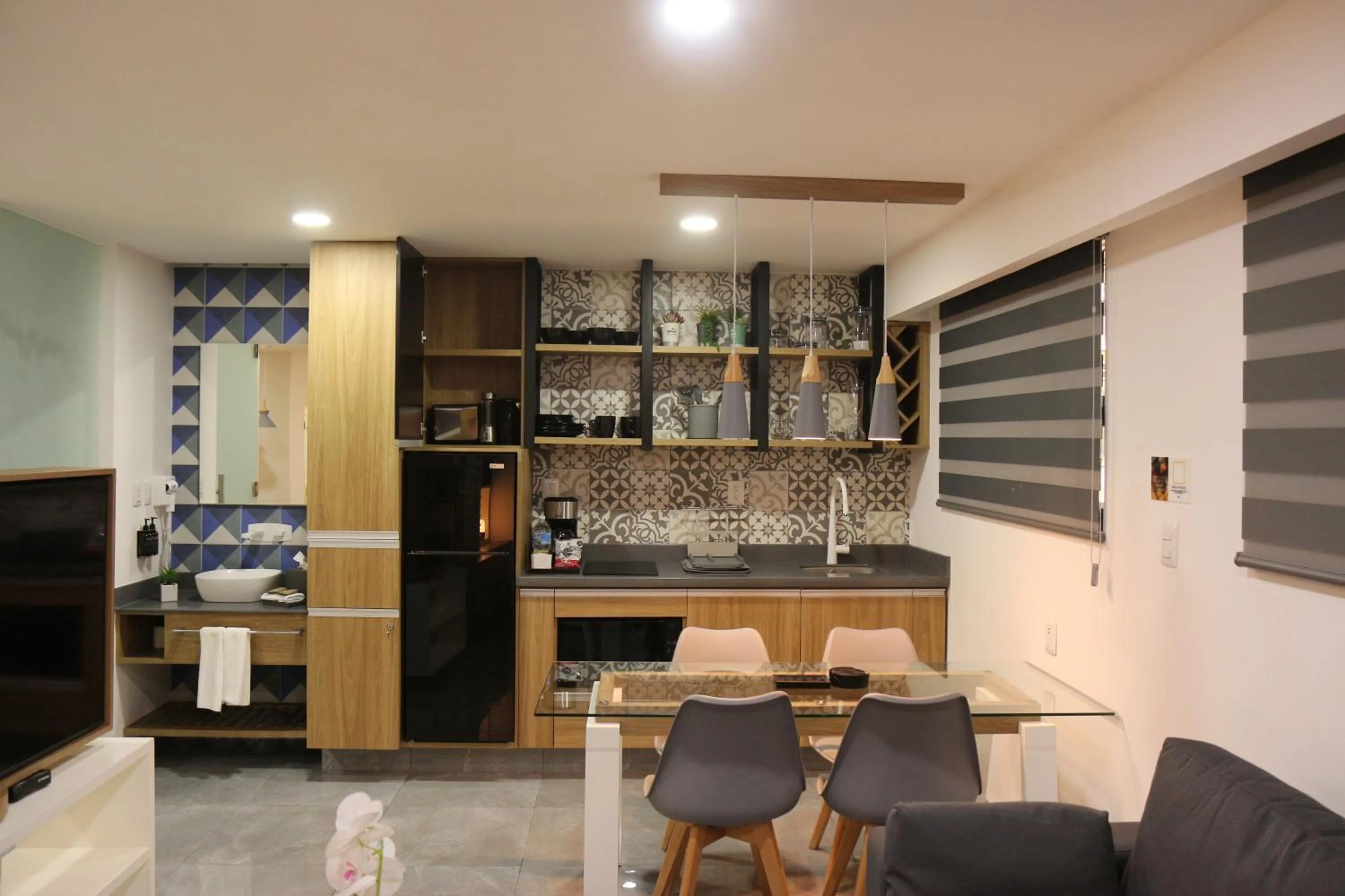 Kitchen or kitchenette in The Lu'um House