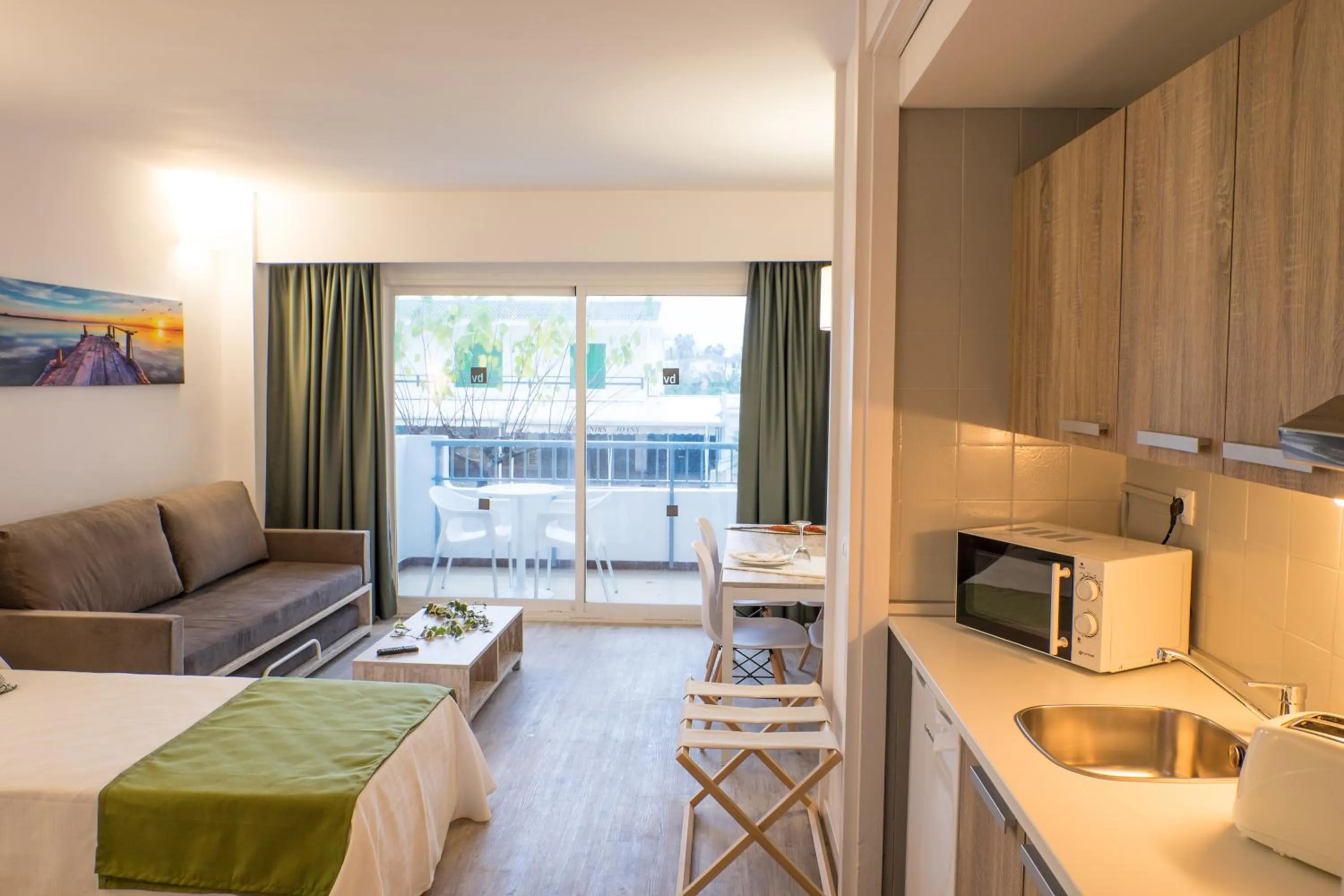 Photo of the whole room in BelleVue Club