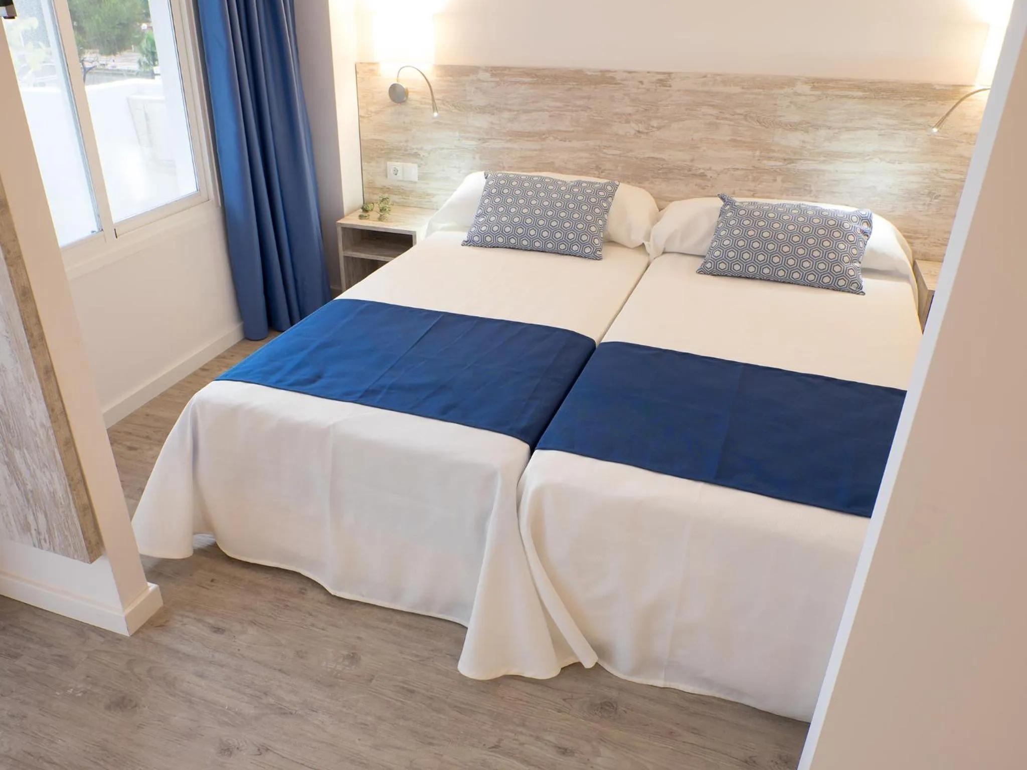 Balcony/Terrace, Bed in BelleVue Club