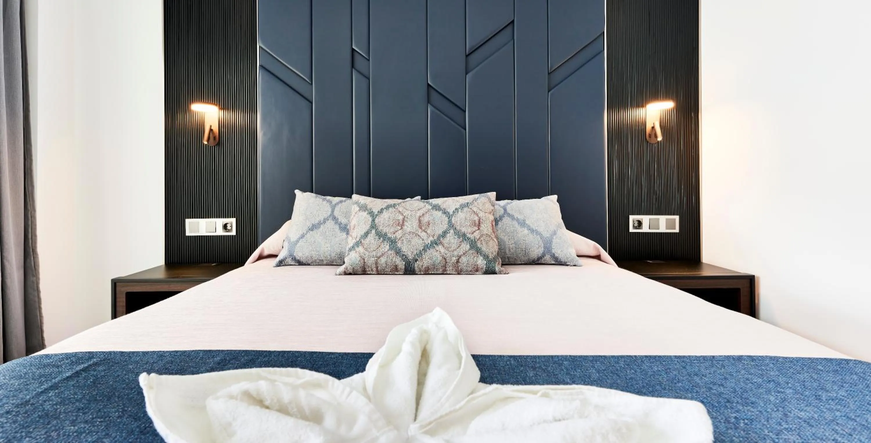 Bedroom, Bed in BelleVue Club