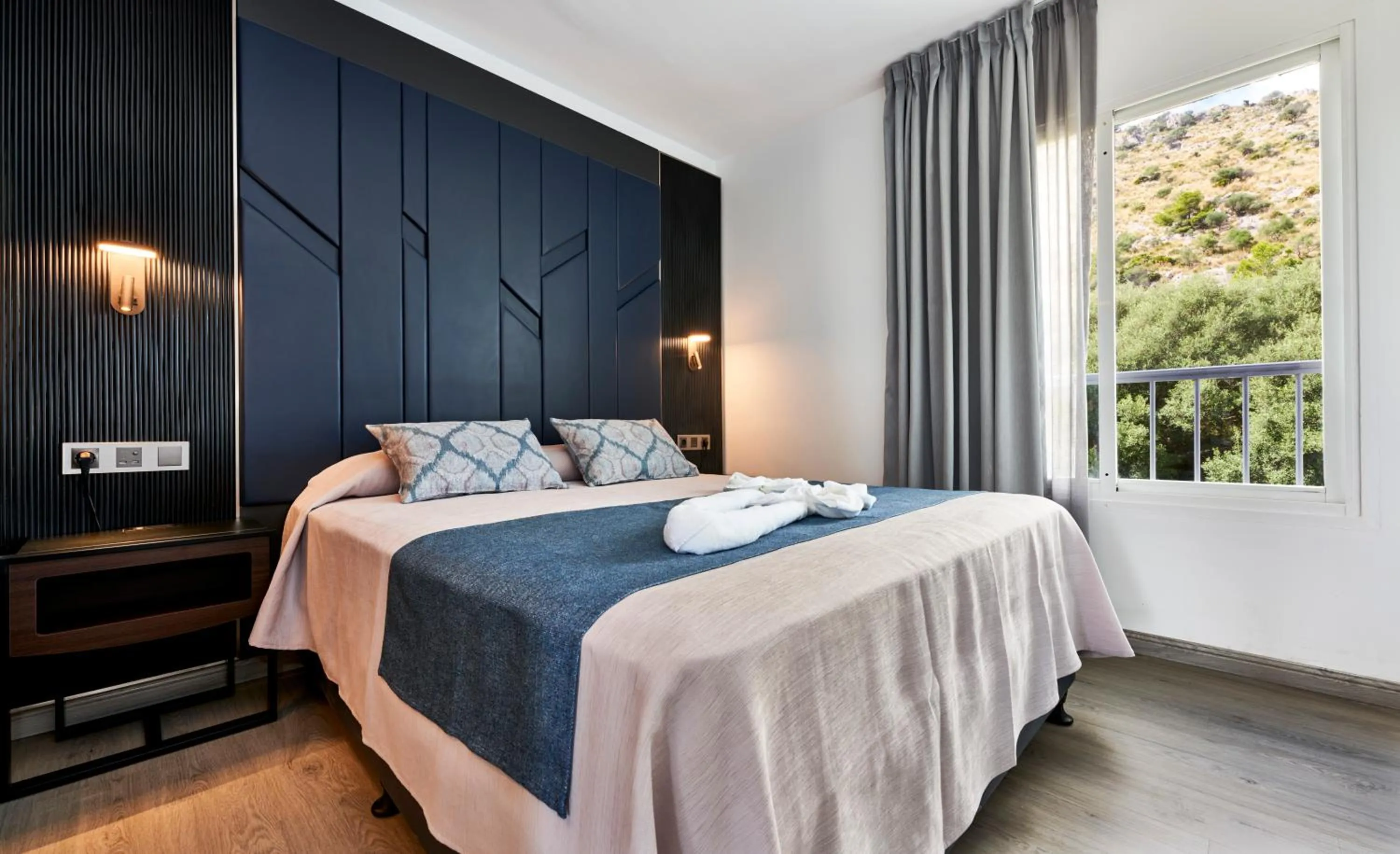 Bedroom, Bed in BelleVue Club