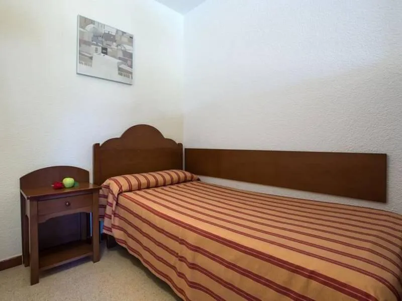 Bedroom, Bed in BelleVue Club