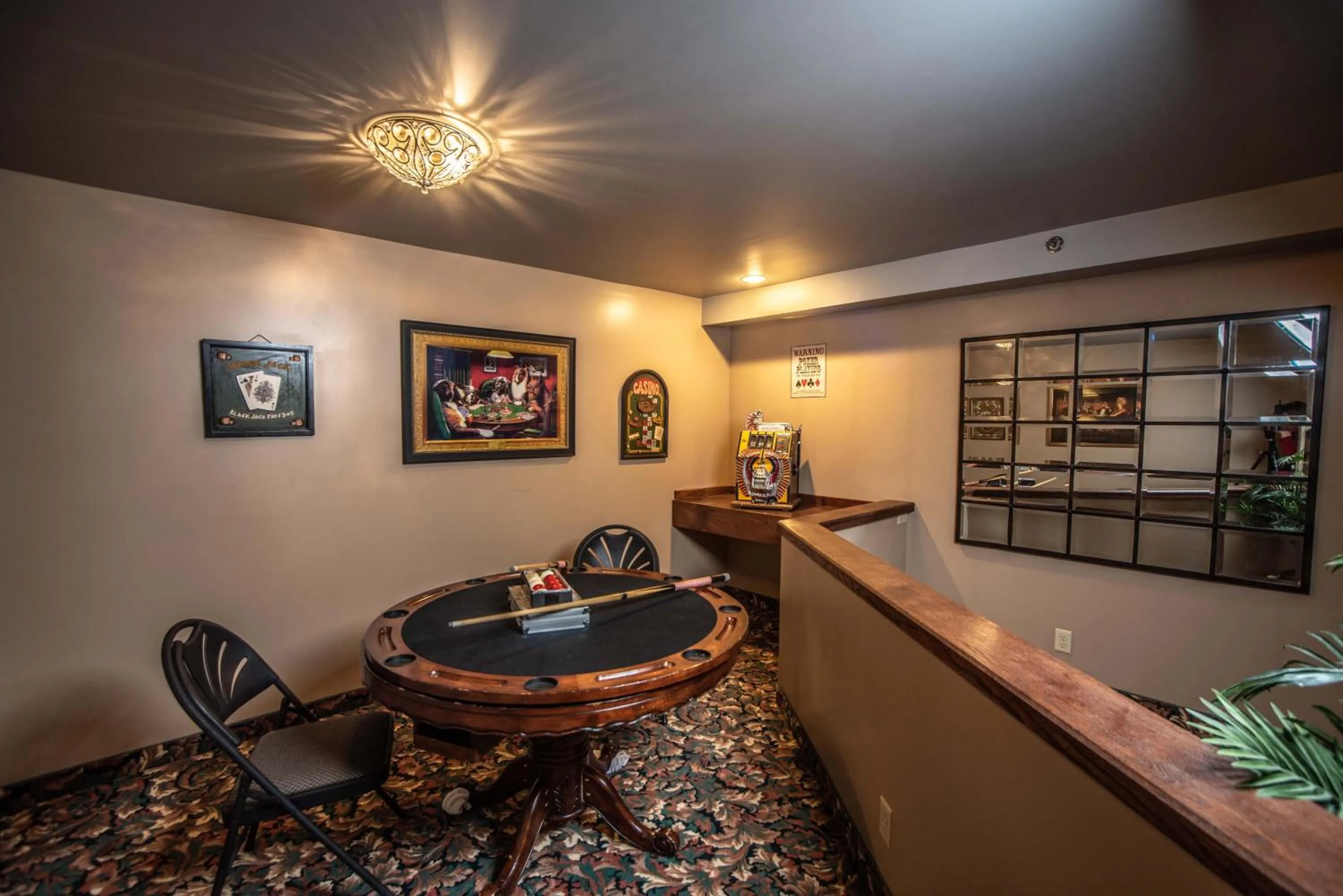Seating area in The Anniversary Inn - Logan