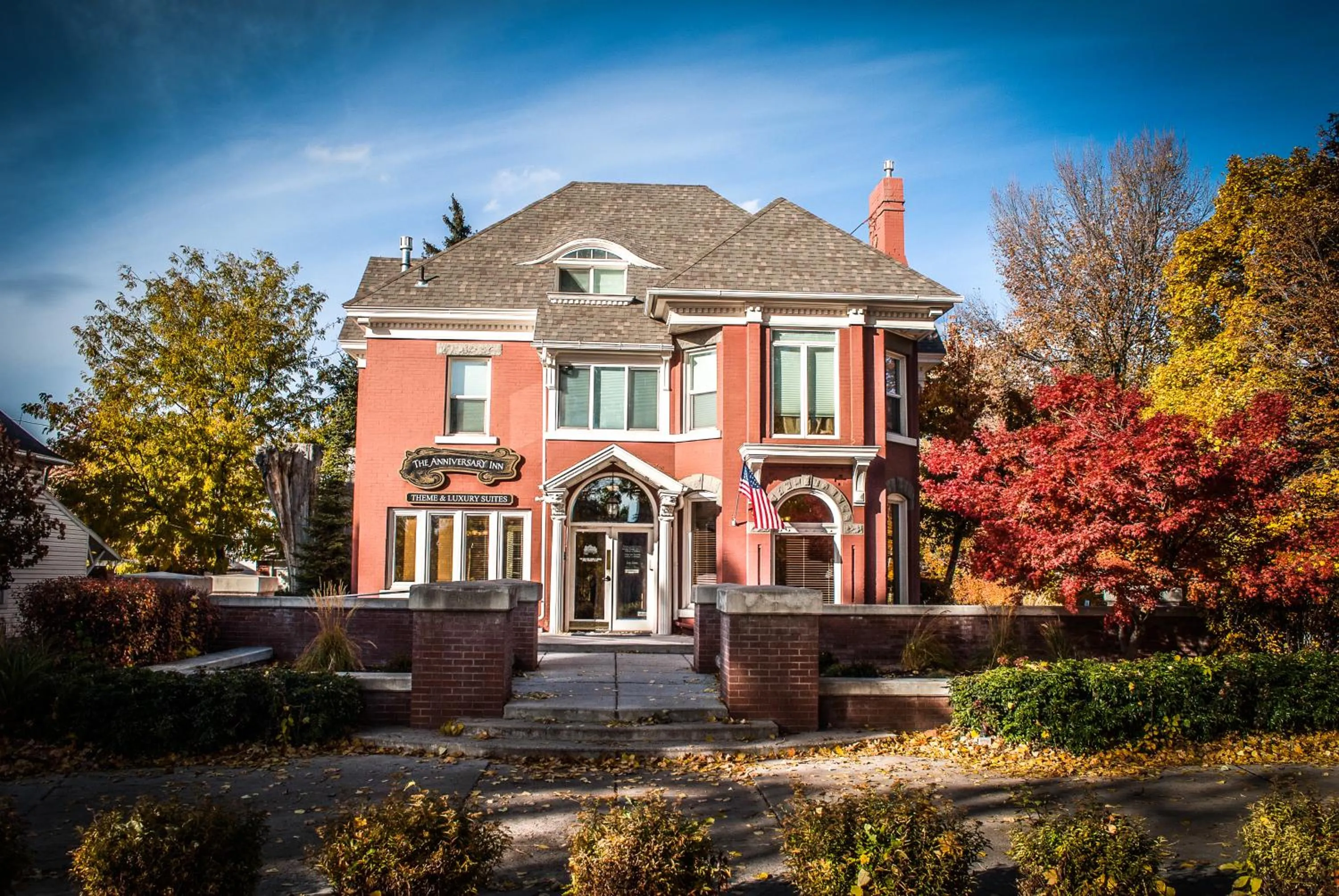 Property building in The Anniversary Inn - Logan