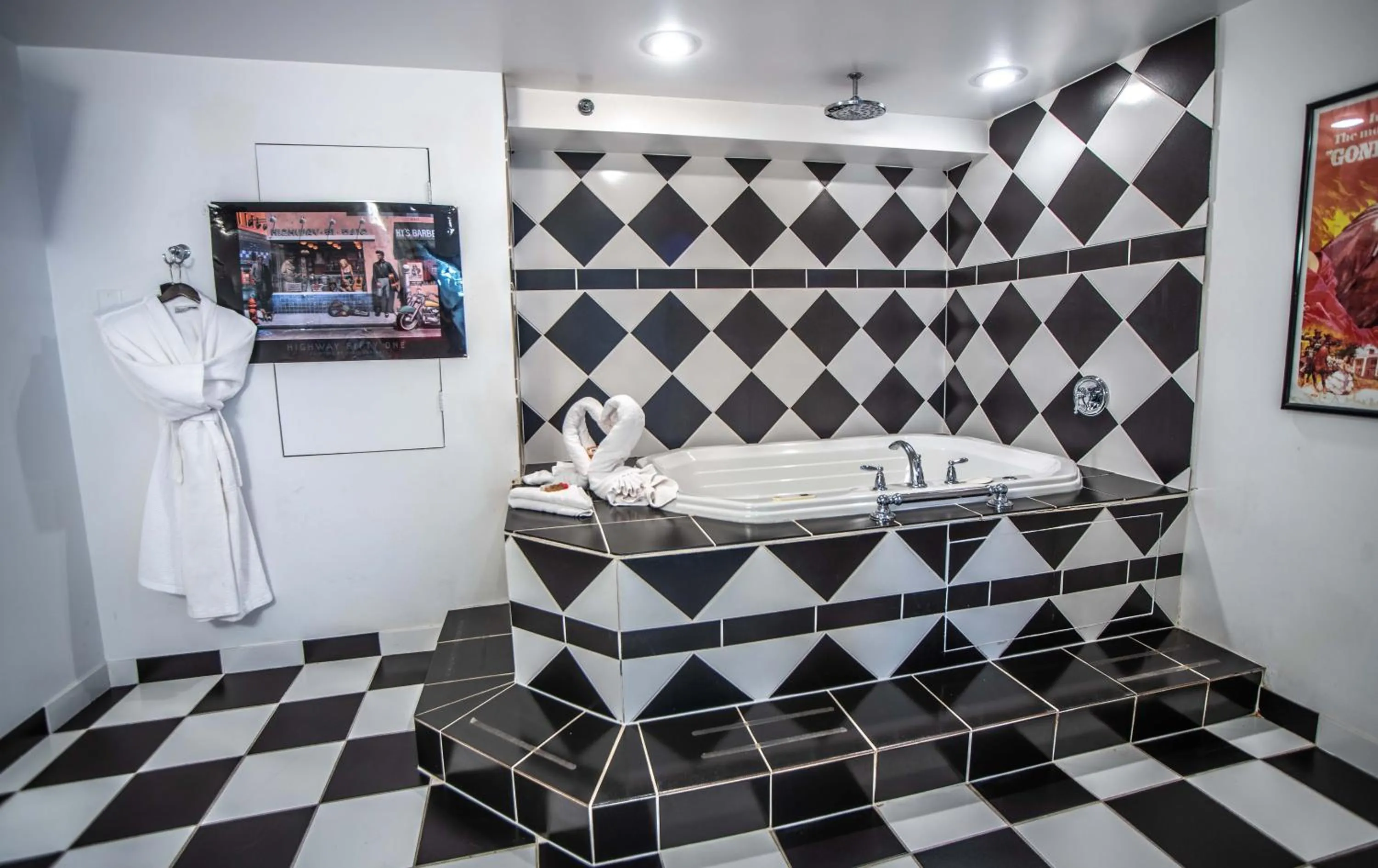 Bathroom in The Anniversary Inn - Logan