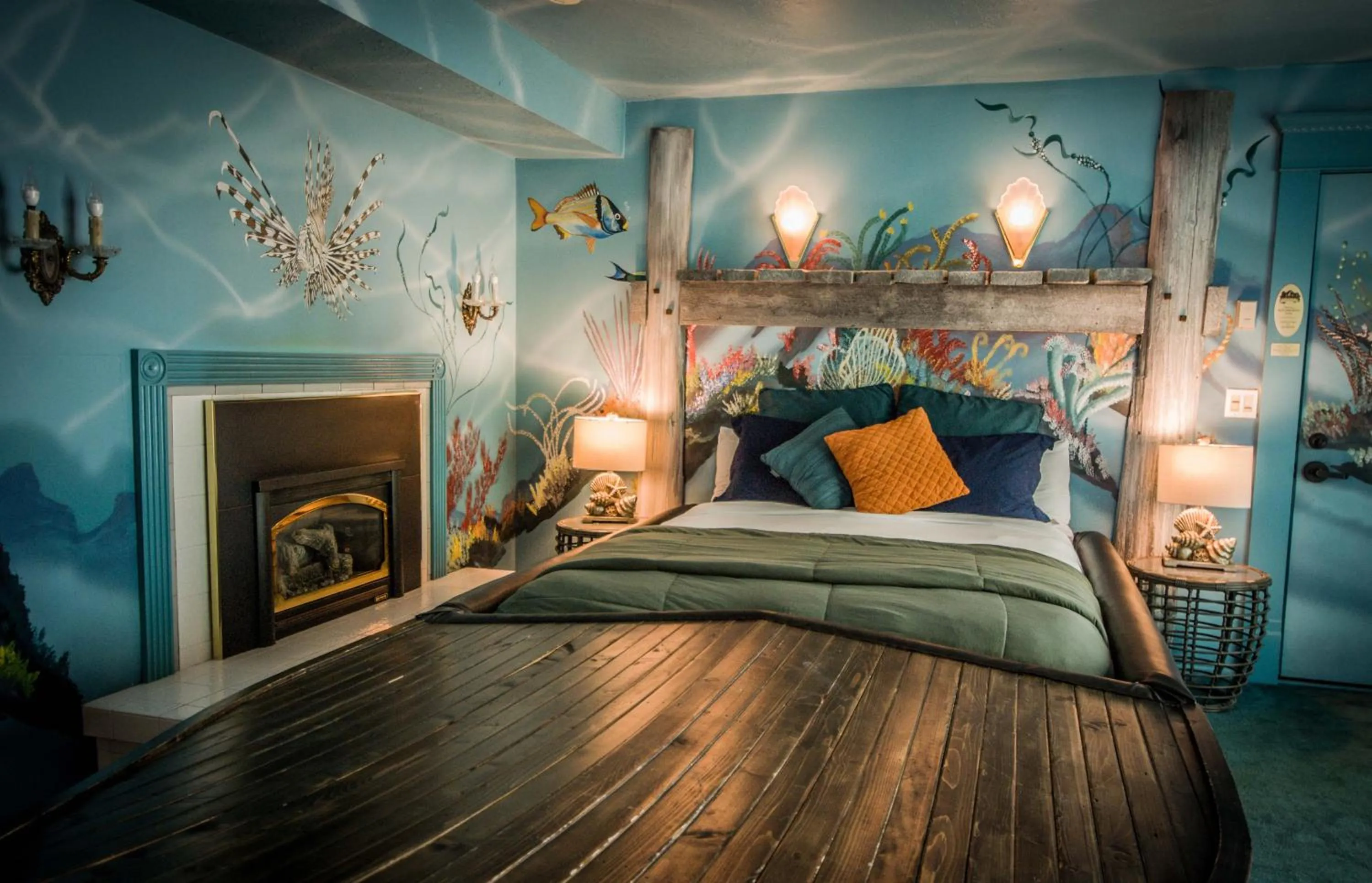 Bed in The Anniversary Inn - Logan