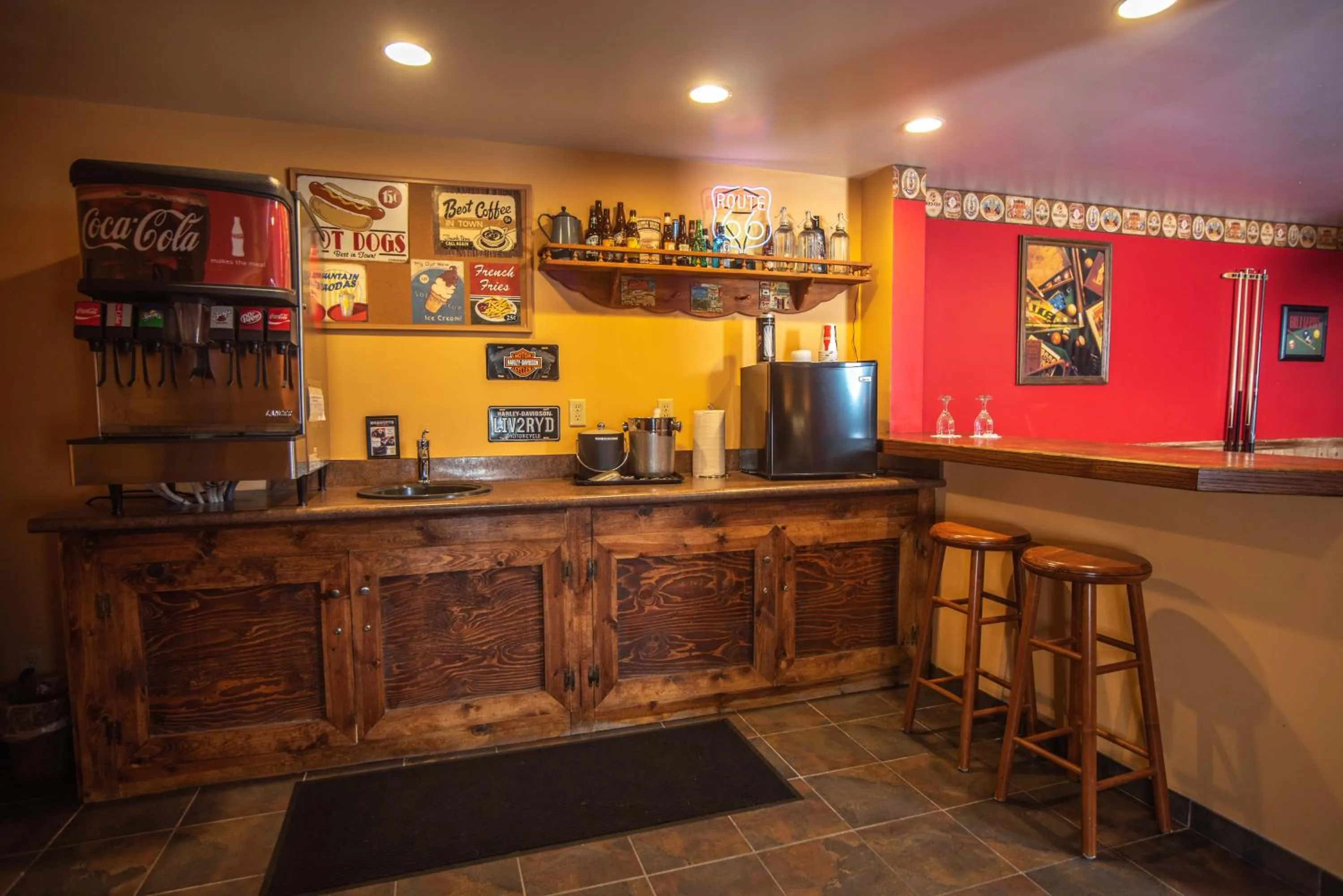 oven in The Anniversary Inn - Logan