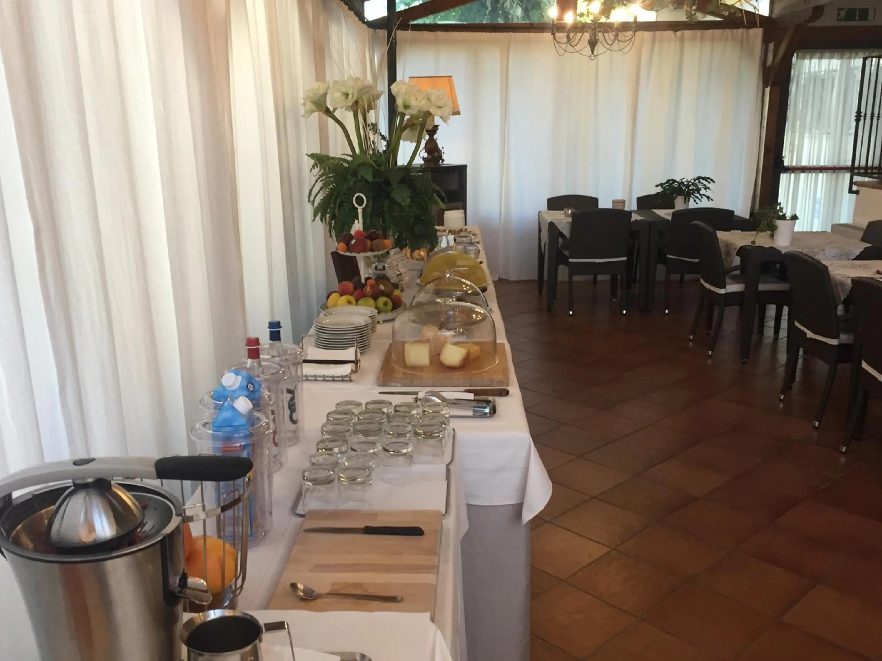 Food and drinks in Hotel Ferro di Cavallo