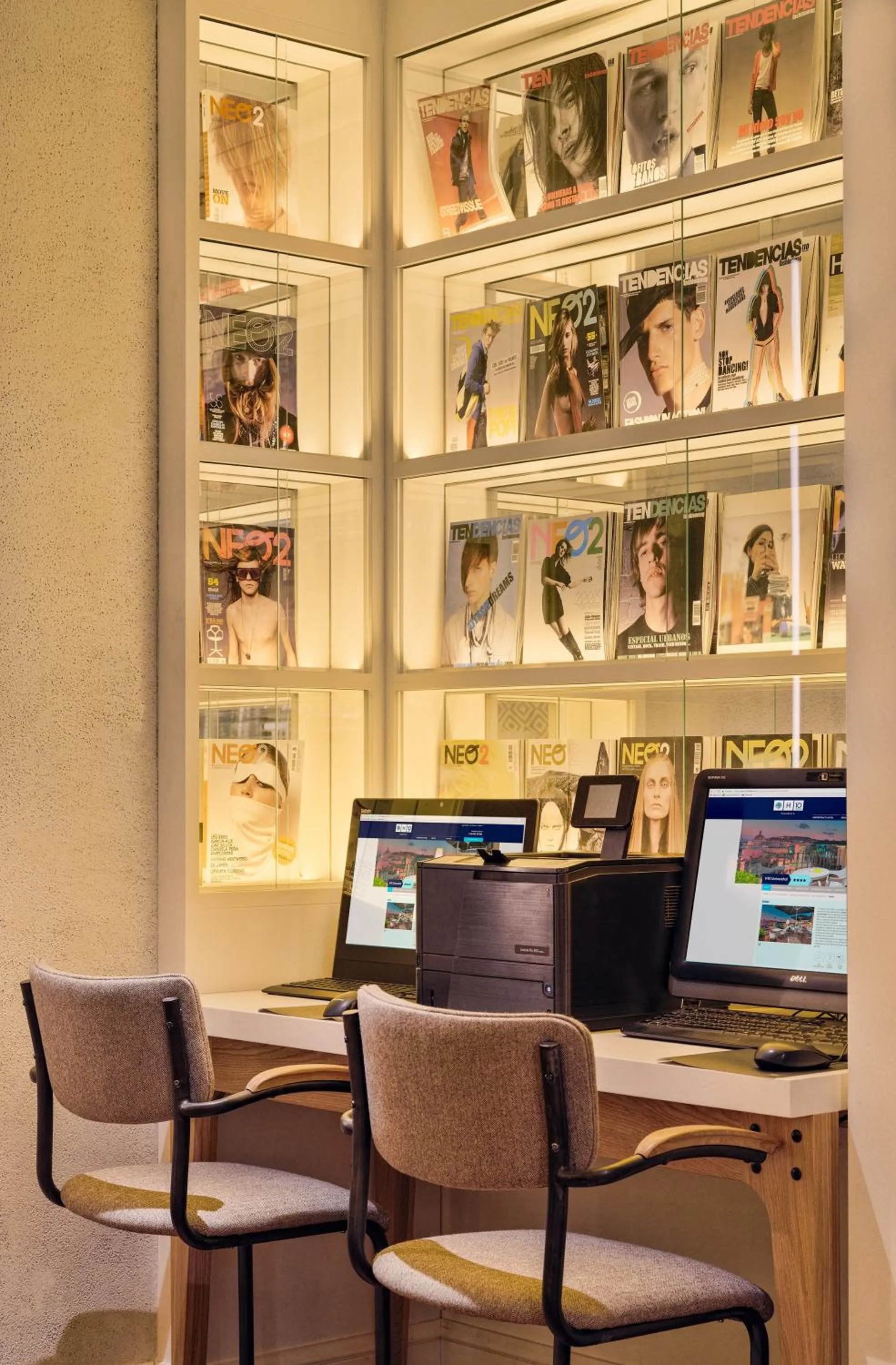 Area and facilities in H10 Universitat